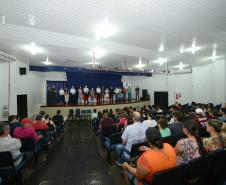 Imóveis são entregues a 29 famílias de Itapejara D Oeste