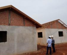 Construção de 41 casas populares avança em Jardim Alegre 