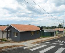  Governo entrega 90 casas e condomínio para idosos em Prudentópolis 