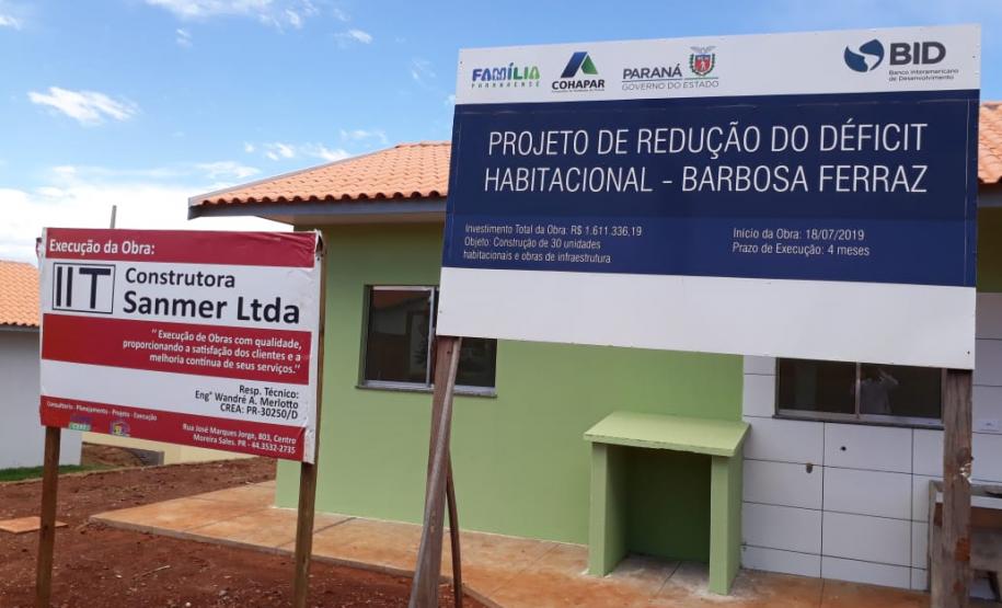 Projeto de casas populares da Cohapar é concluído em Barbosa Ferraz
