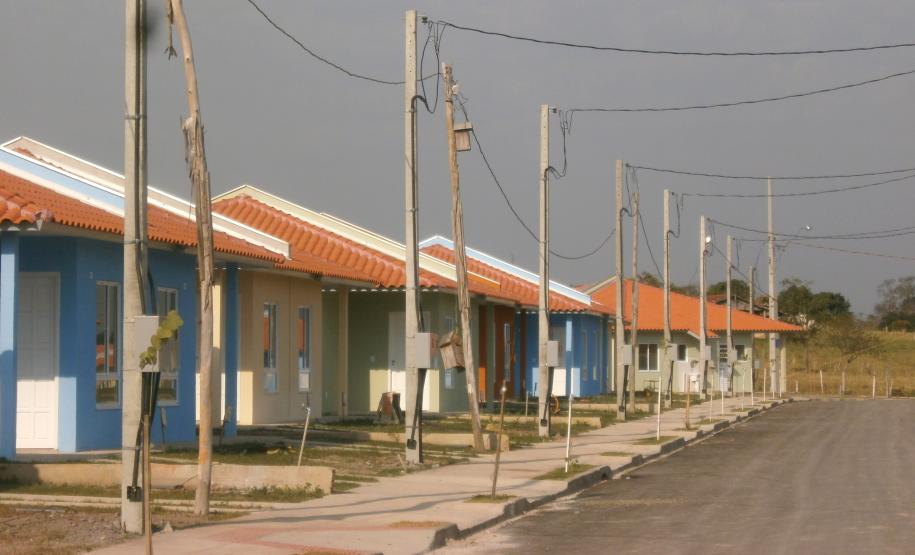 Construção de 128 imóveis chega à etapa final em Santo Antônio da Platina Companhia de