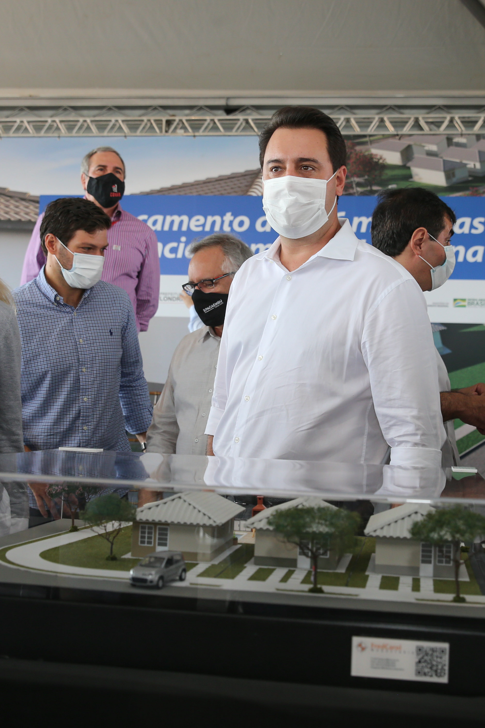 Em parceria com Governo, Londrina ganha conjunto com 866 casas