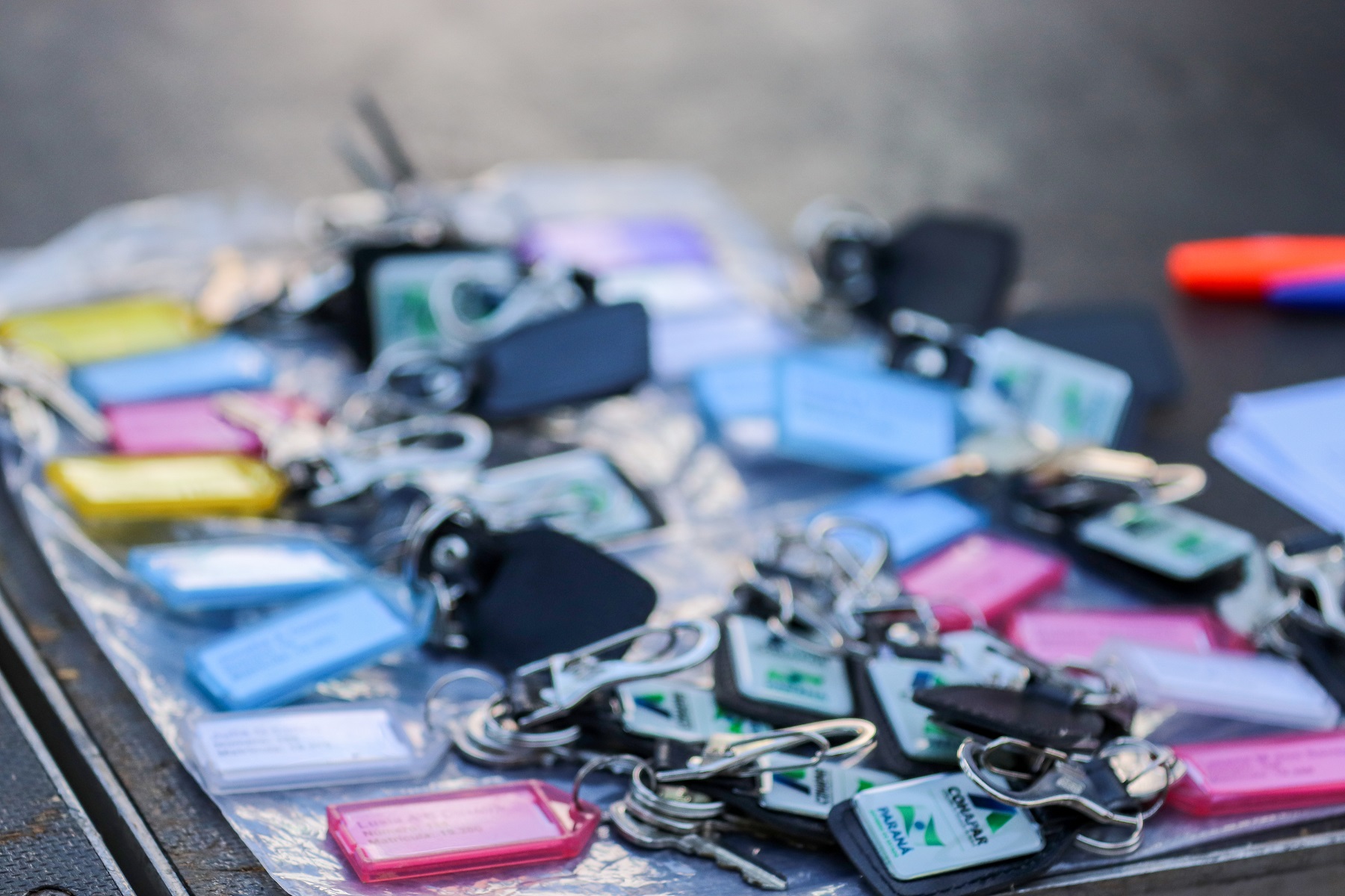 Famílias de Guaíra que residiam em condições precárias recebem novas moradias