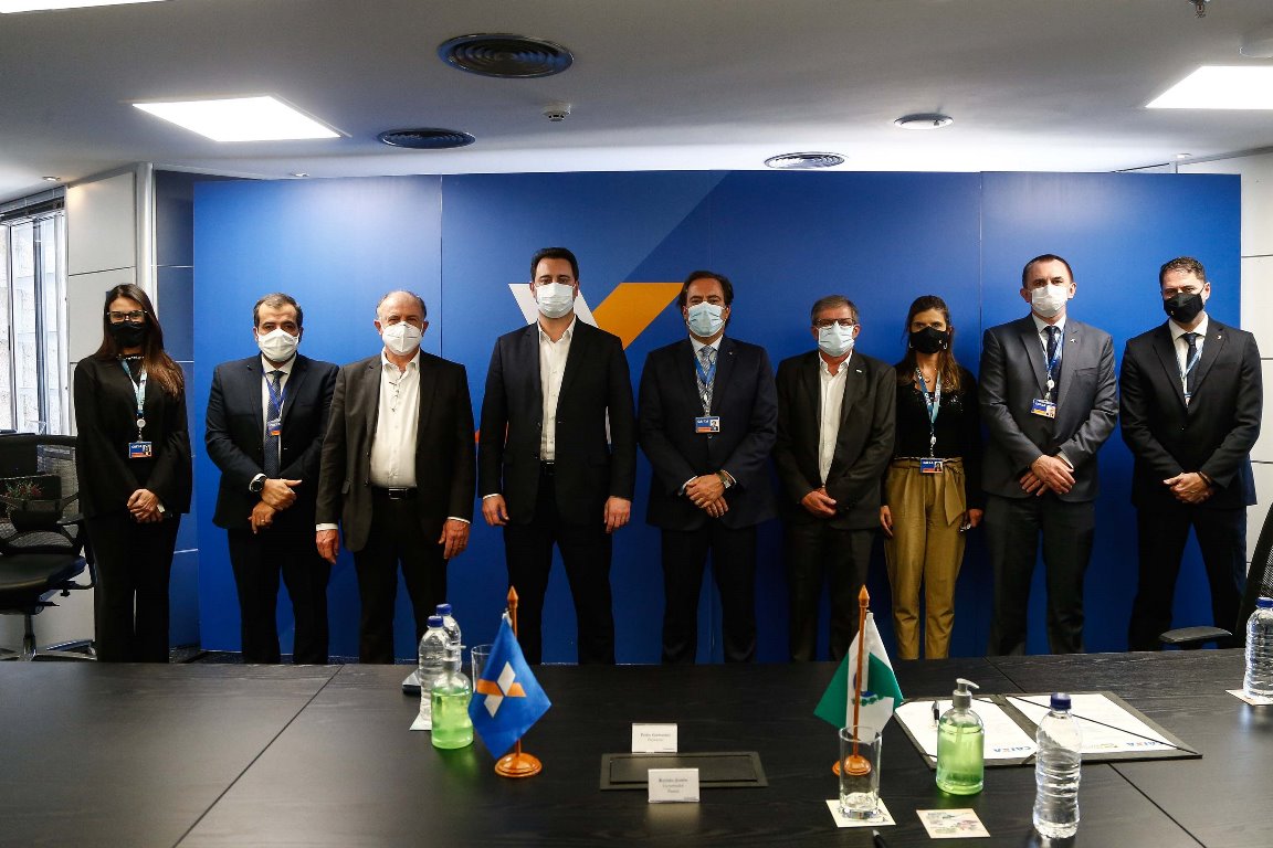 Convênio entre Estado e Caixa facilita acesso à casa própria para 30 mil famílias