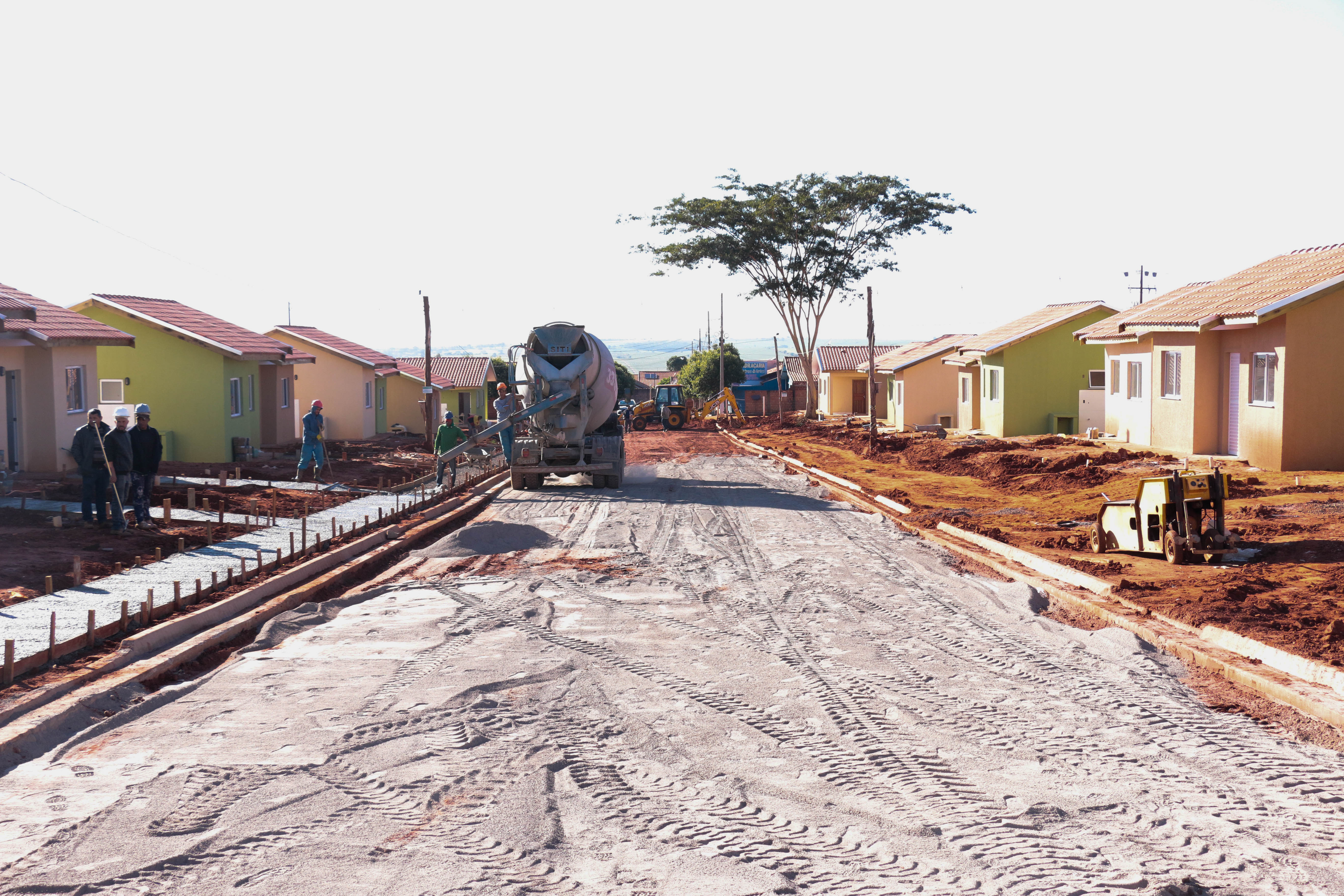 Famílias em vulnerabilidade de Centenário do Sul receberão moradias sem custos