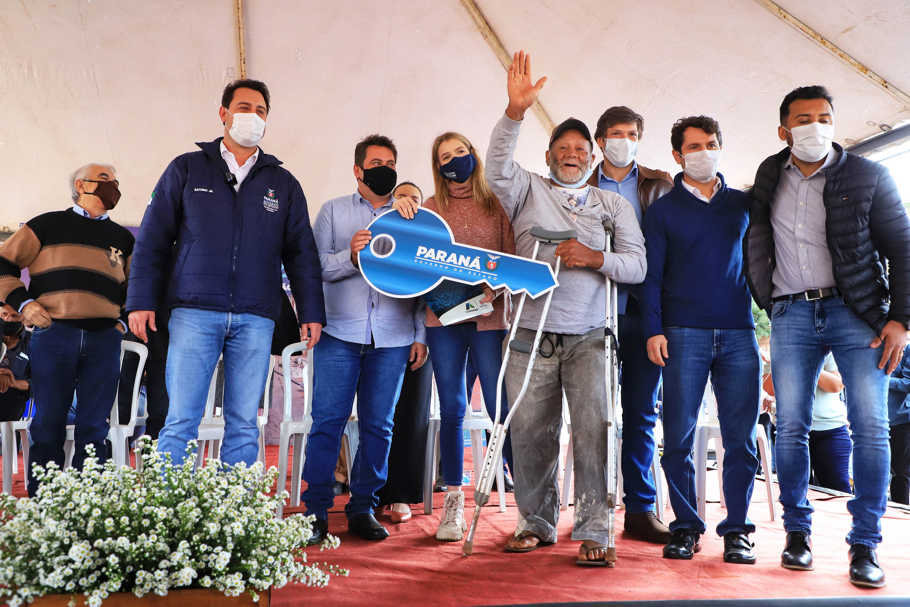 36 famílias em situação de vulnerabilidade social recebem novas casas em Itaguajé