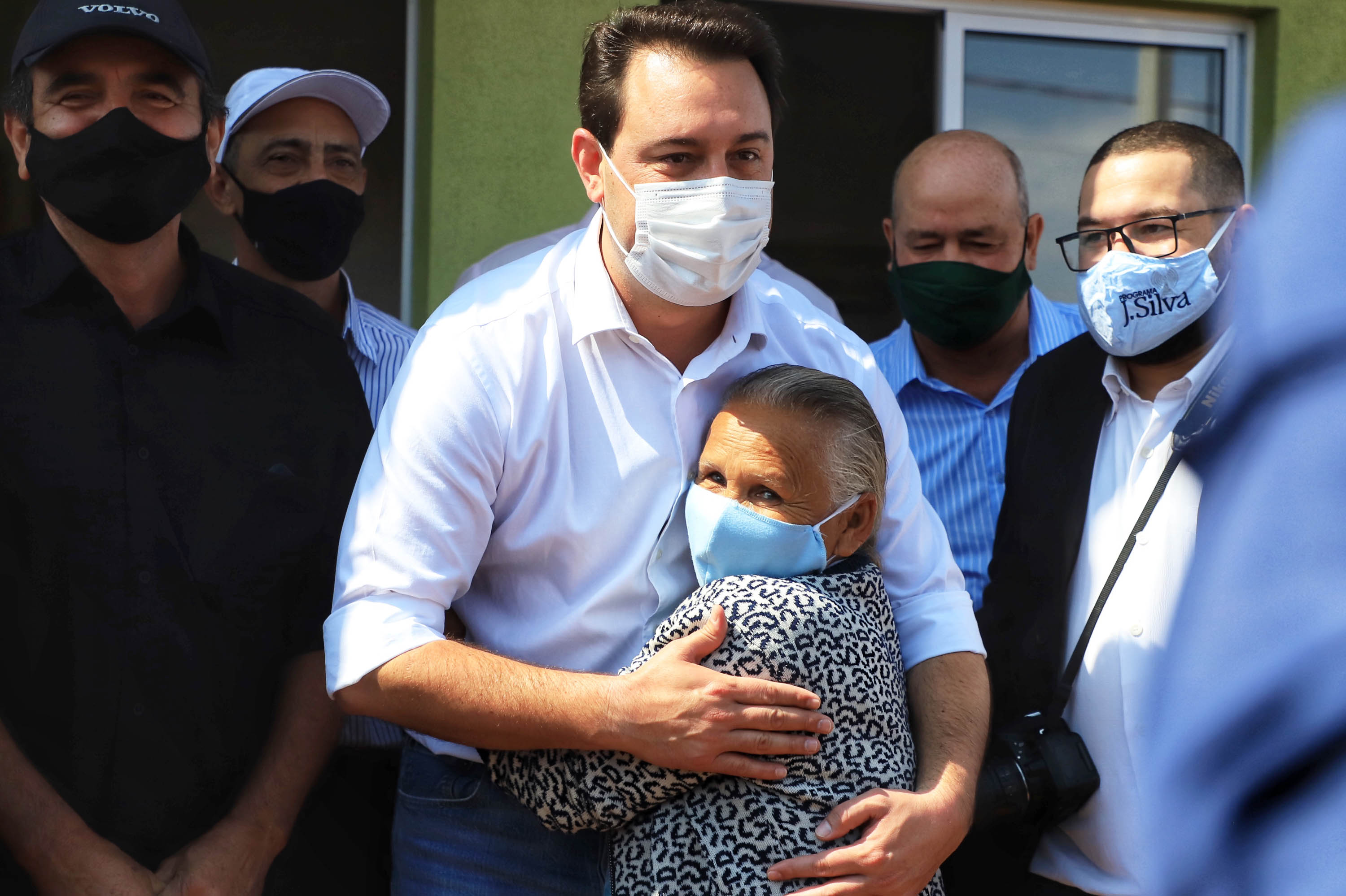 36 famílias em situação de vulnerabilidade social recebem novas casas em Itaguajé