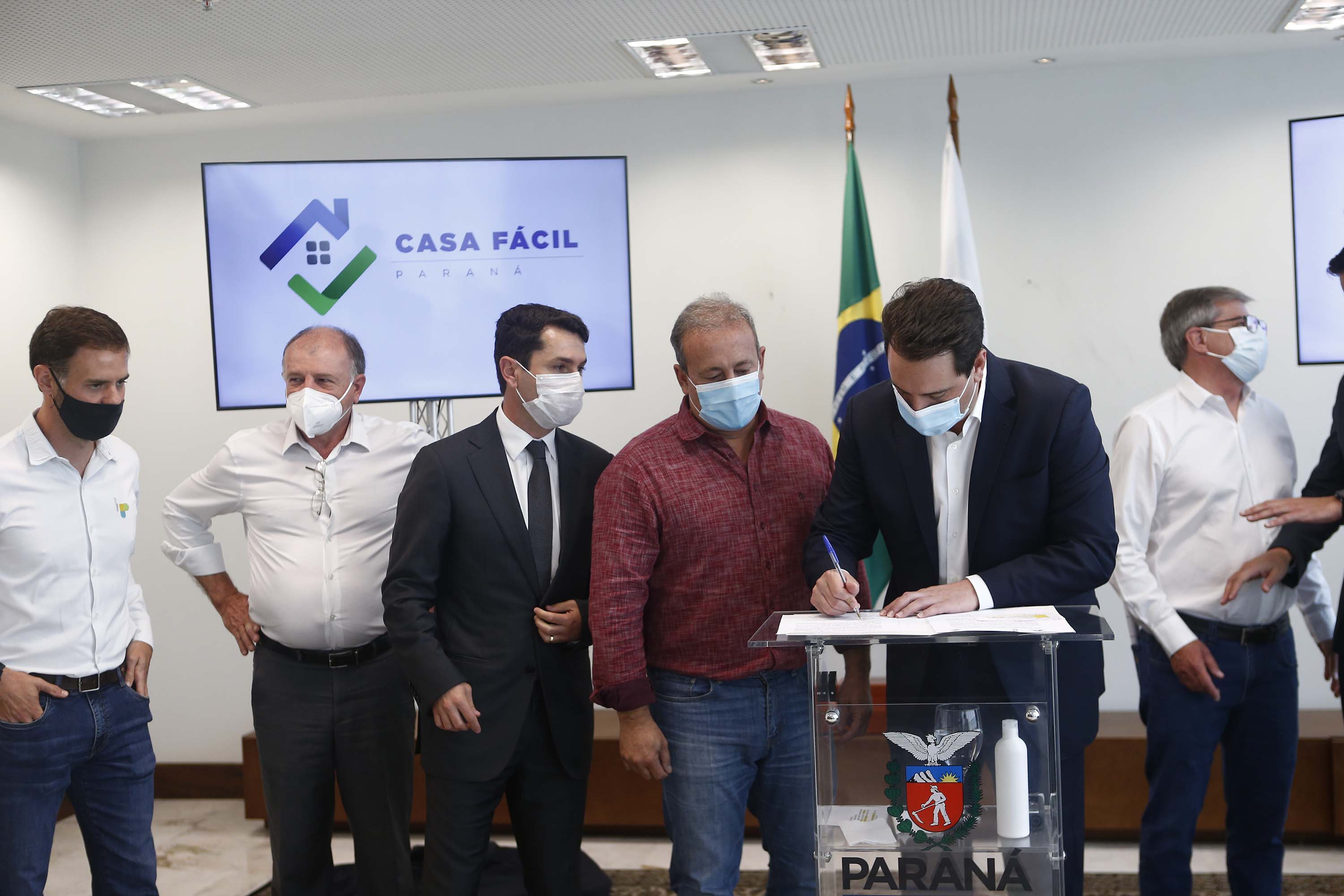 Governo libera R$ 10,3 milhões para financiar entrada da casa própria a 689 famílias