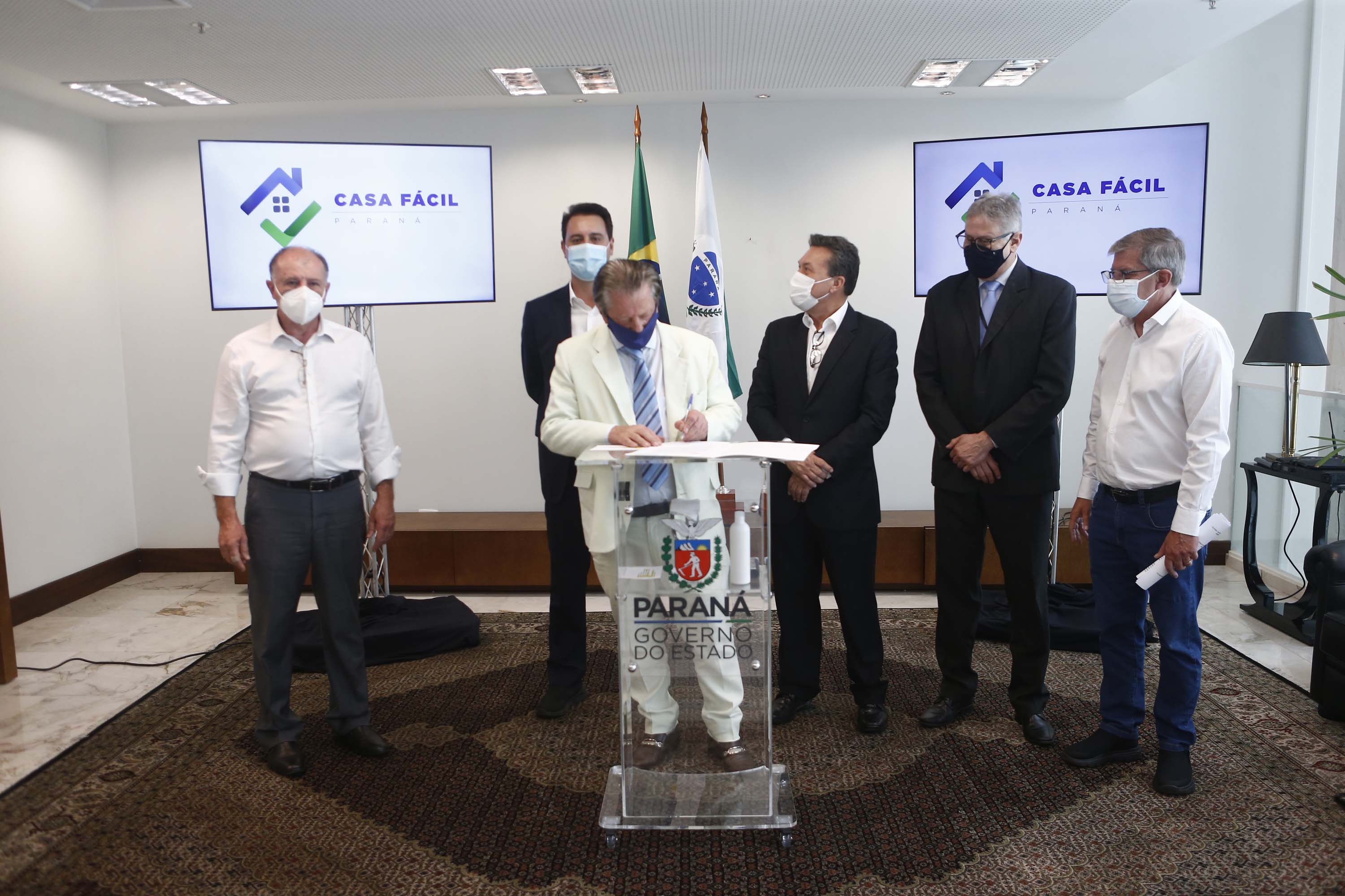 Governo libera R$ 10,3 milhões para financiar entrada da casa própria a 689 famílias