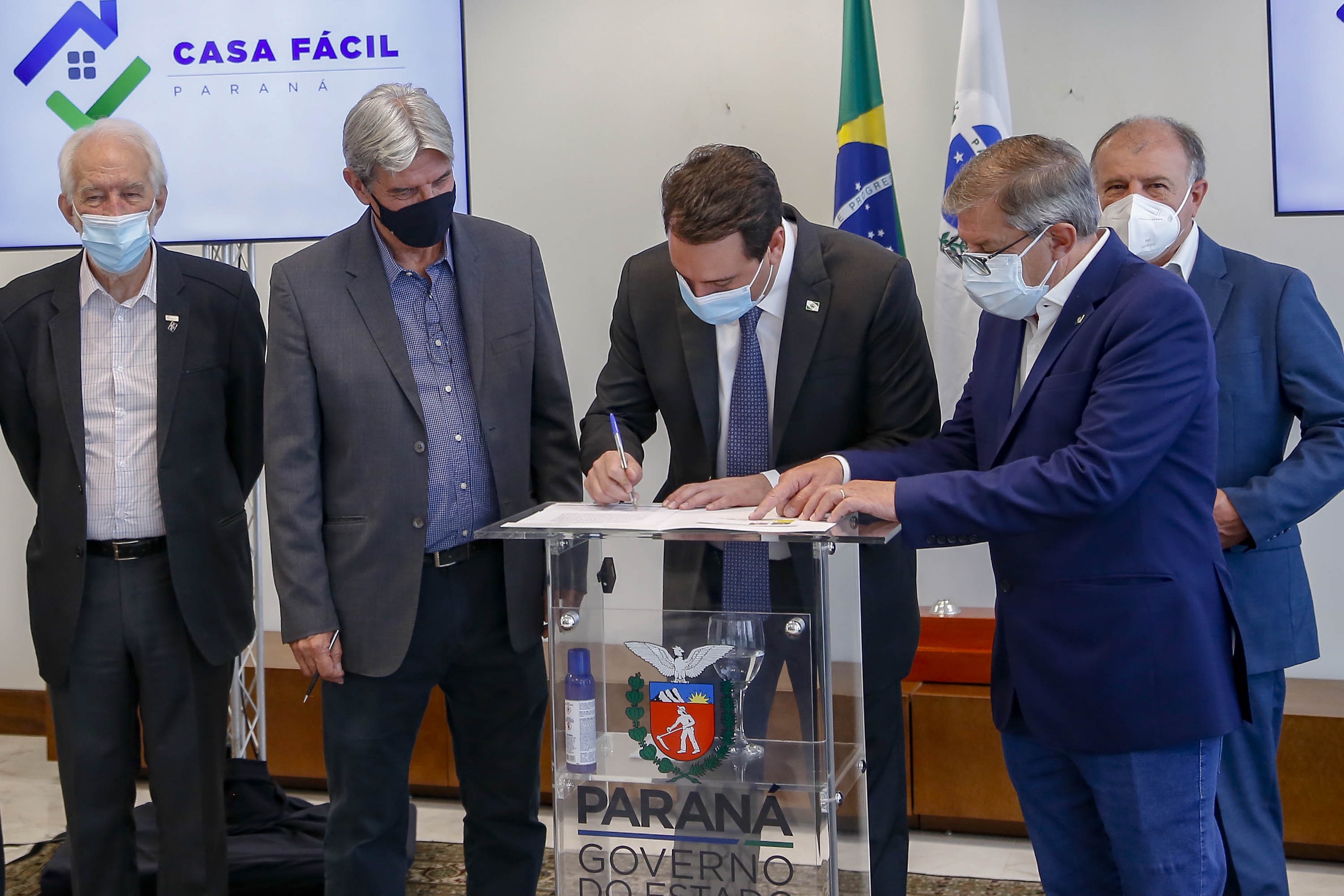 Governo libera mais R$ 26,8 milhões em subsídios para famílias financiarem moradia