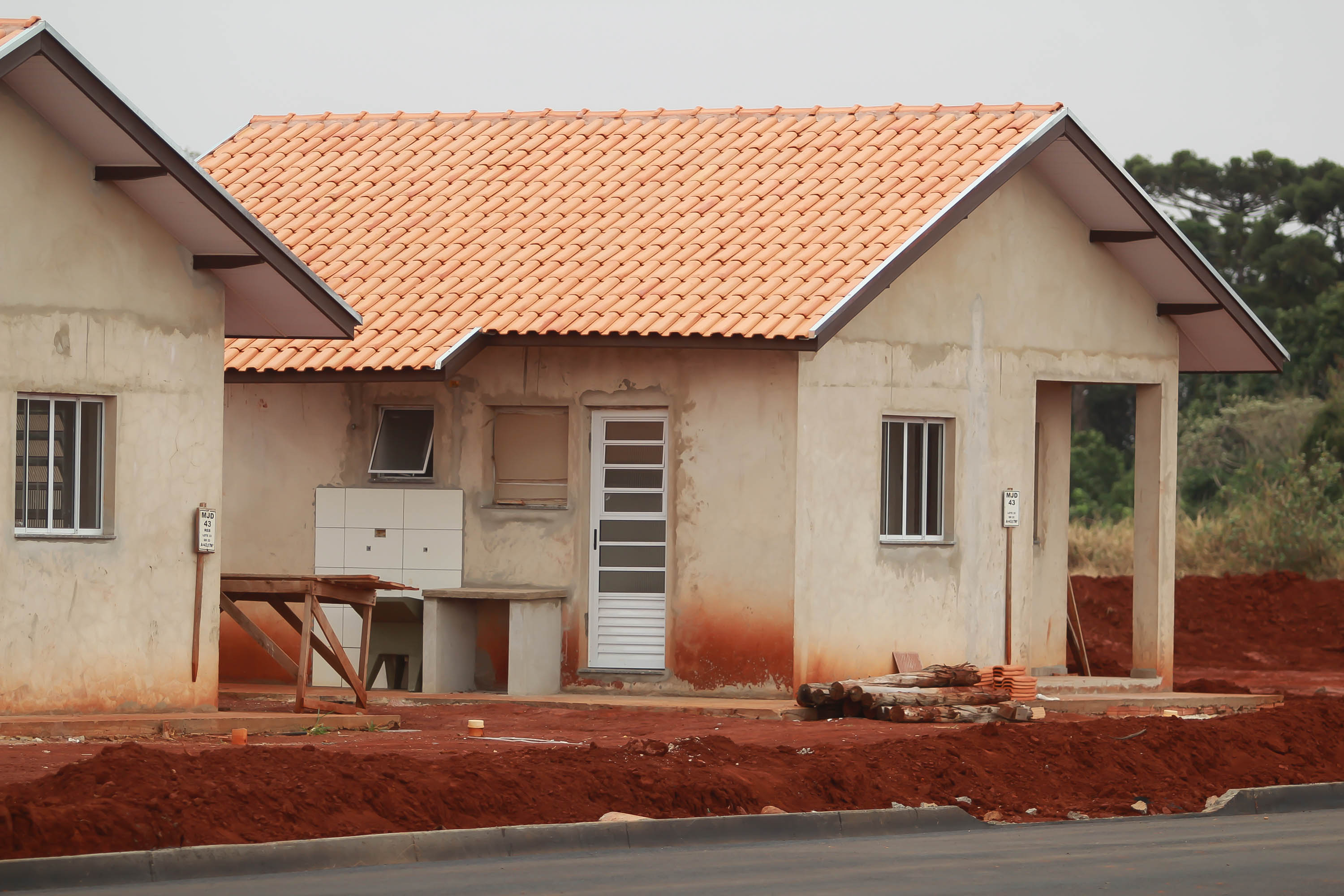 Inscrições para aquisição de 41 casas em Jardim Alegre terminam em 15 de novembro