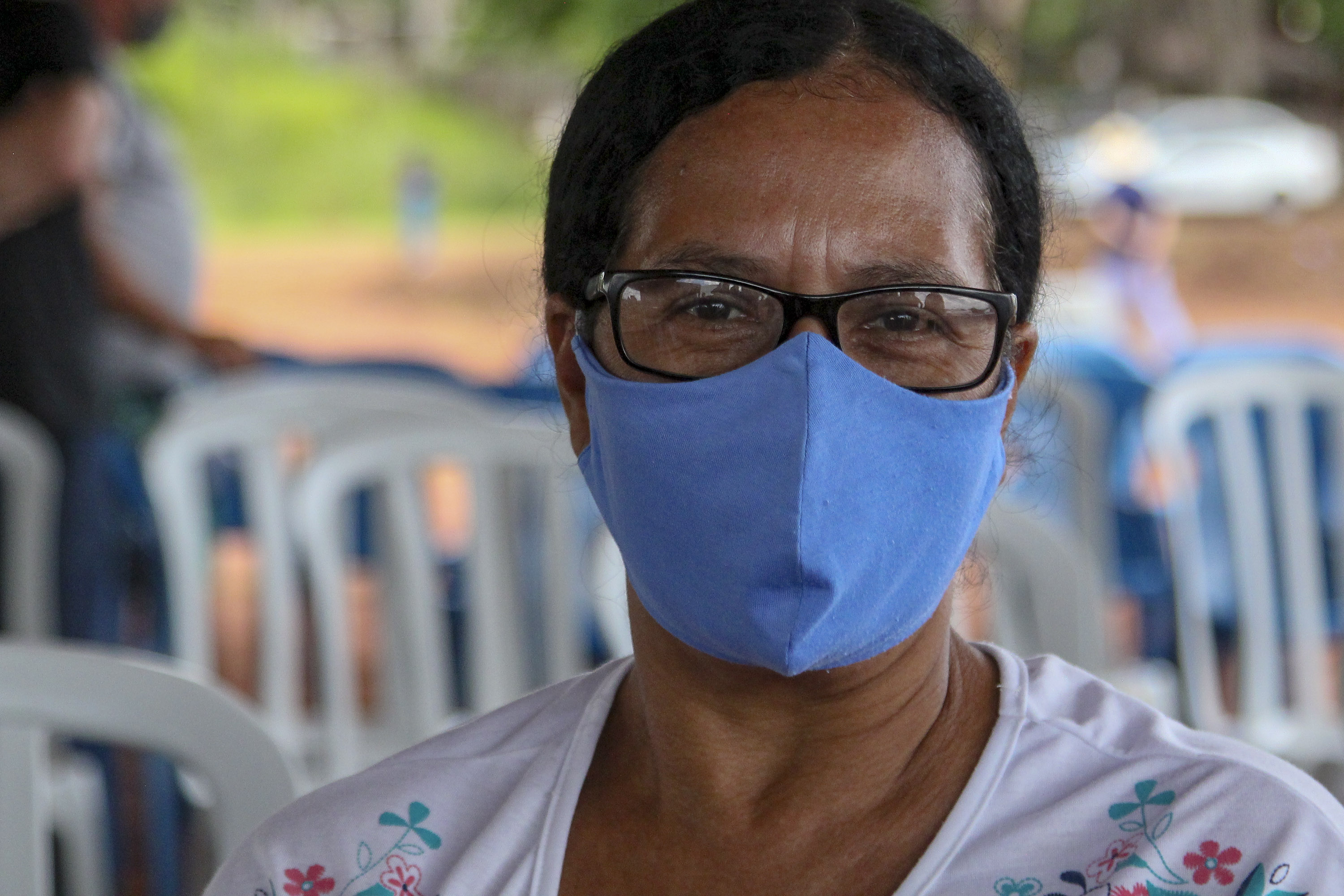 Com documentos em mãos, famílias de Goioerê celebram o Natal com casas regularizadas