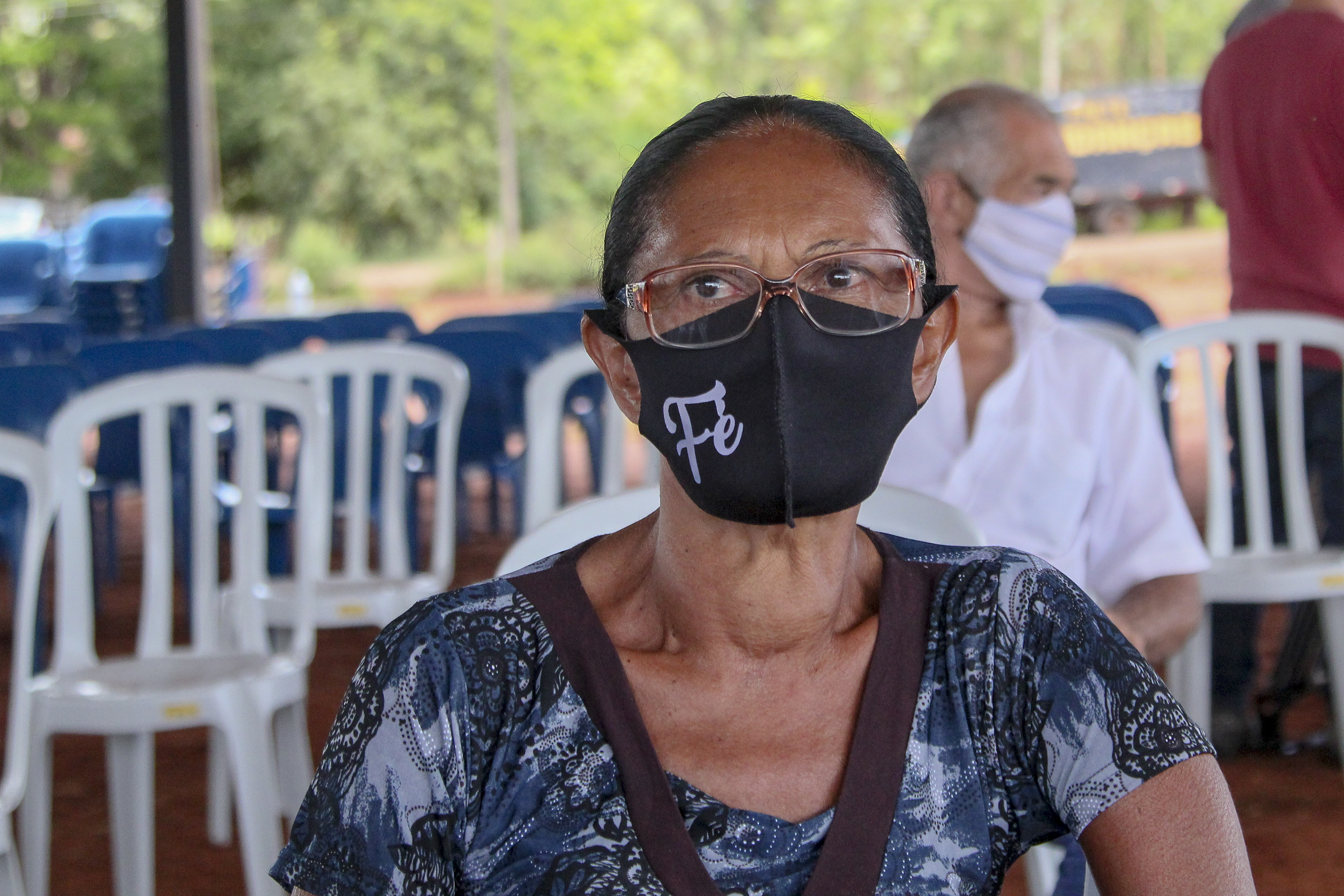 Com documentos em mãos, famílias de Goioerê celebram o Natal com casas regularizadas