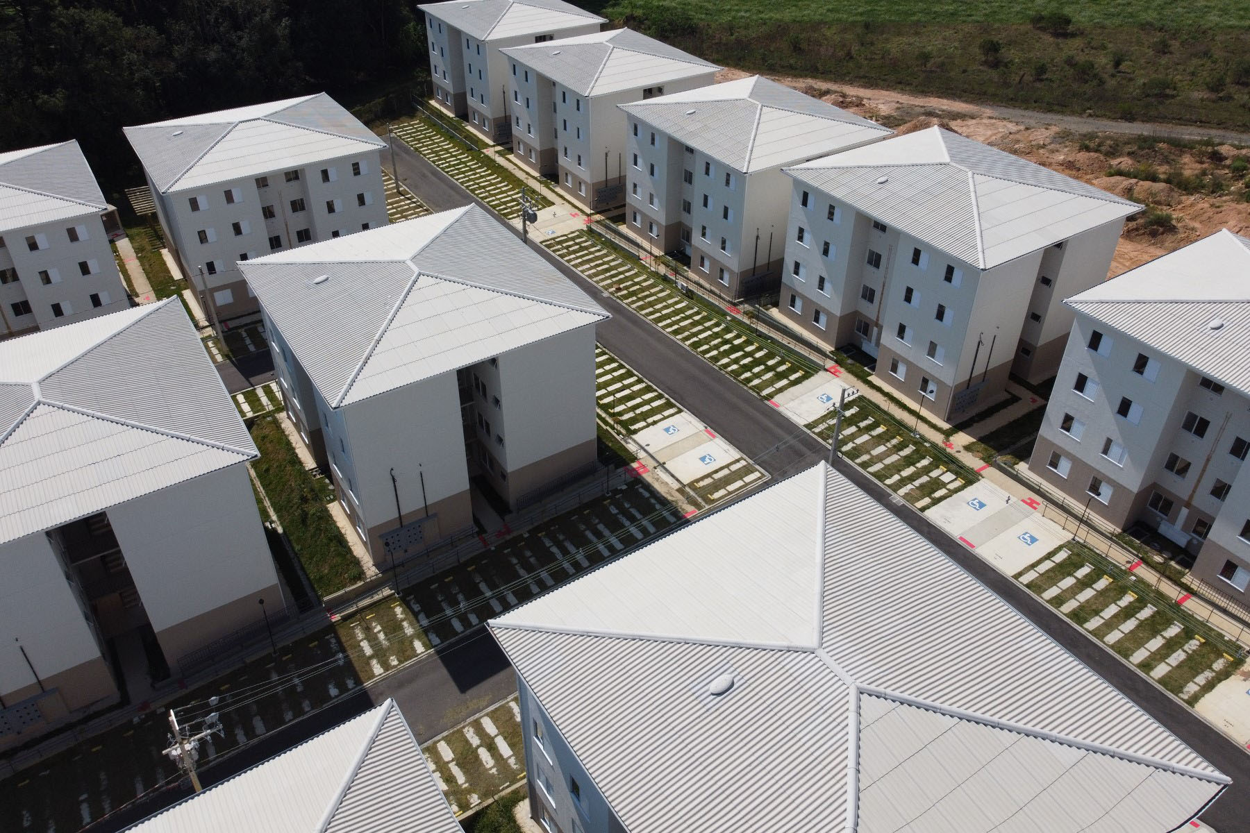 Governo libera R$ 12,5 milhões em subsídios para famílias do Norte Pioneiro comprarem suas casas