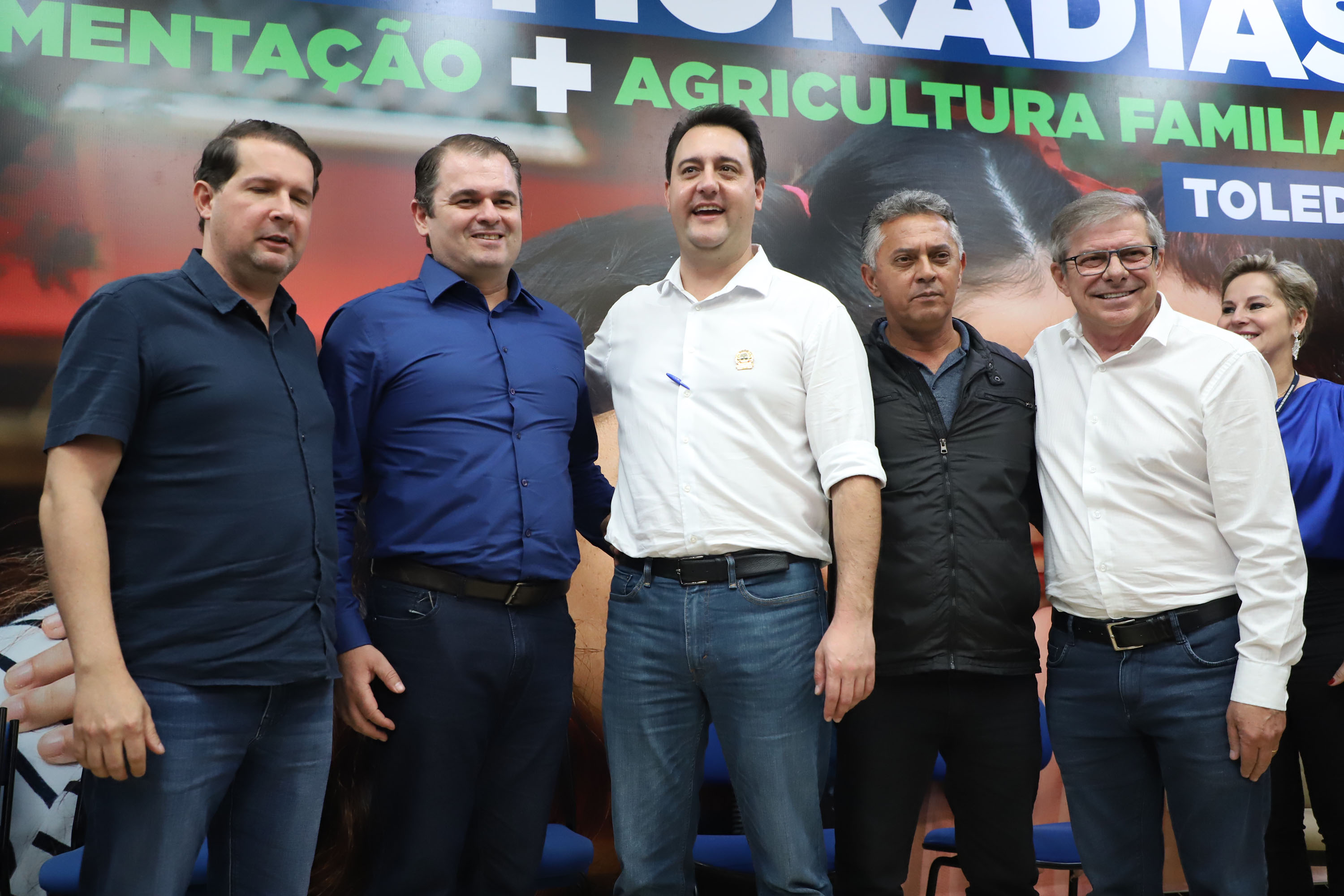 Governador libera subsídios para 228 novas casas em Toledo