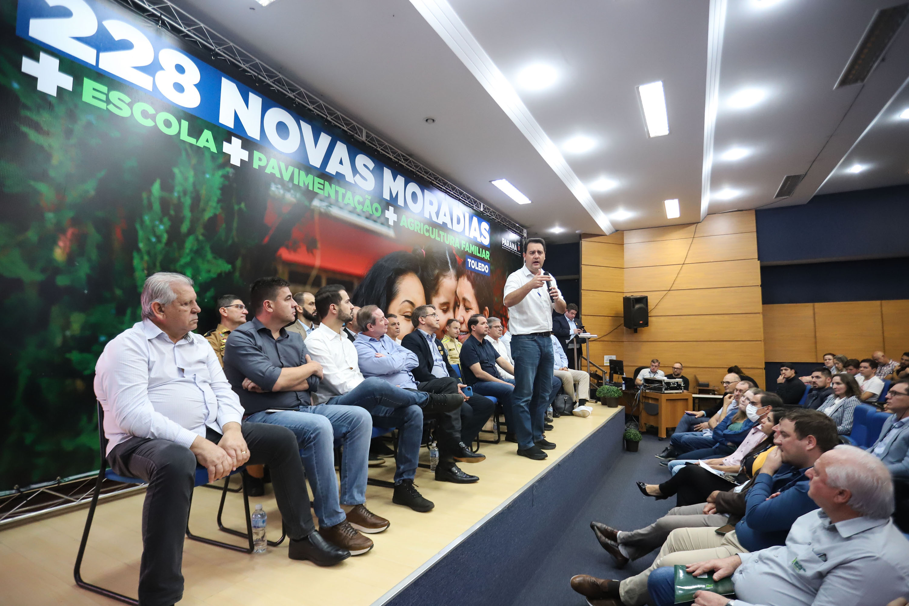 Governador libera subsídios para 228 novas casas em Toledo