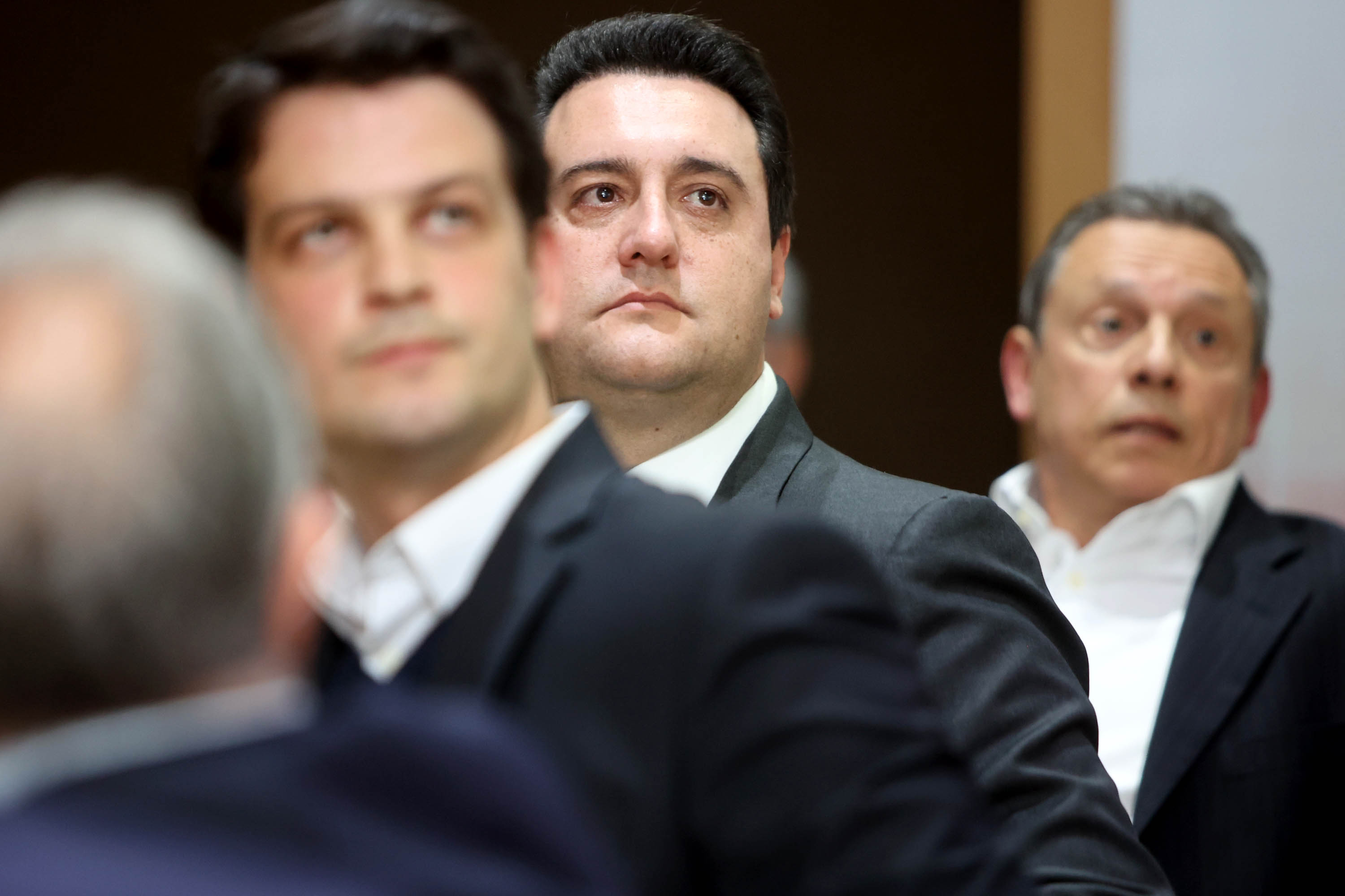 Com investimento de R$ 800 milhões, governador anuncia construção de 40 mil moradias