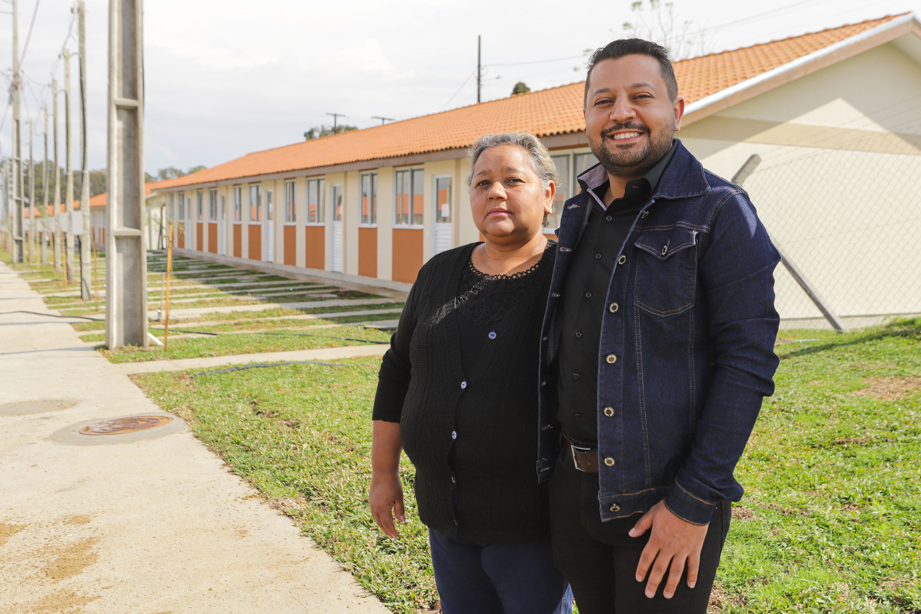 Com apoio da Estado, 94 famílias da Lapa recebem as chaves da casa própria