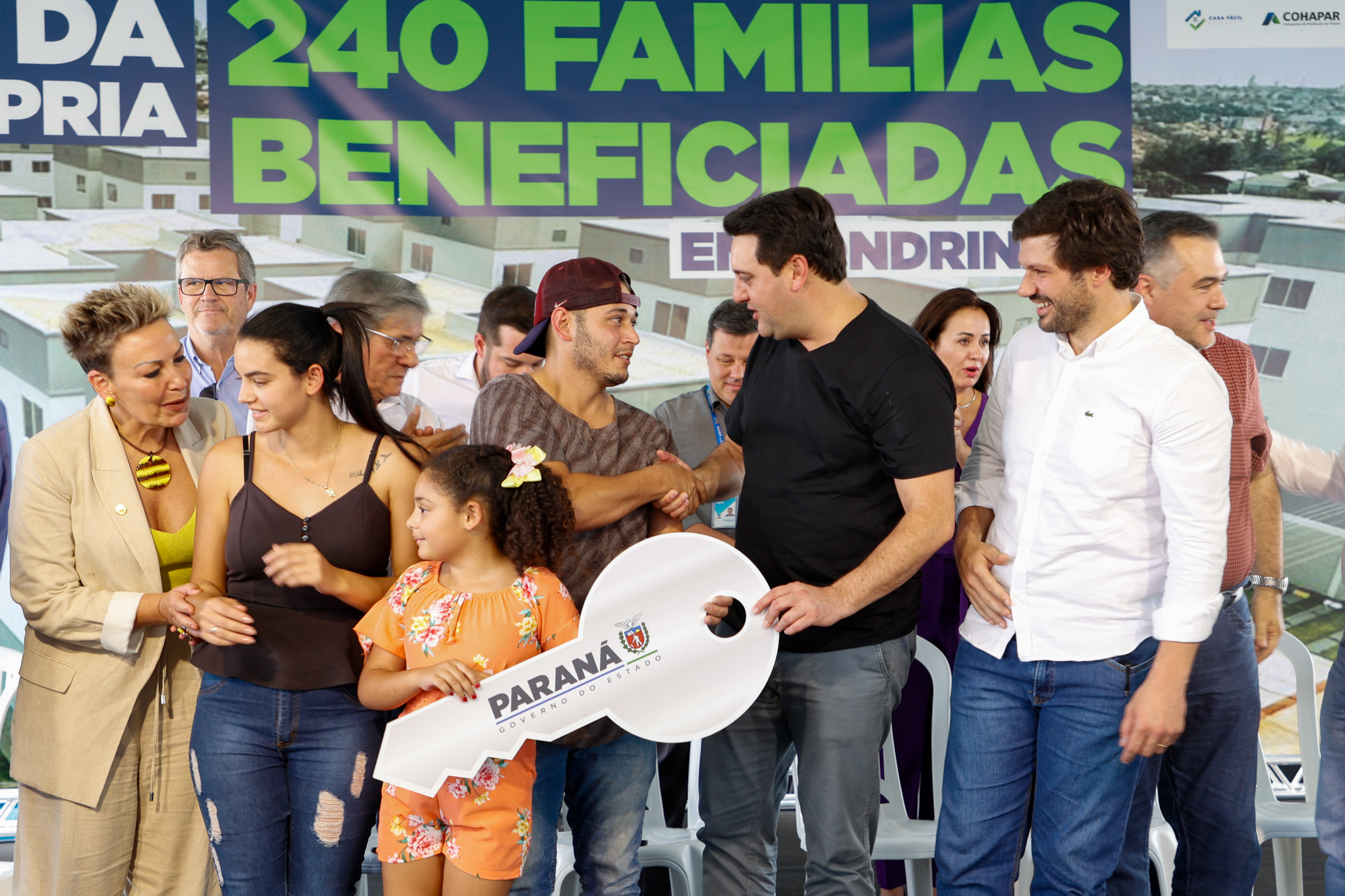 Aporte de R$ 2,5 milhões do Estado ajuda 166 famílias de Londrina a comprarem apartamento