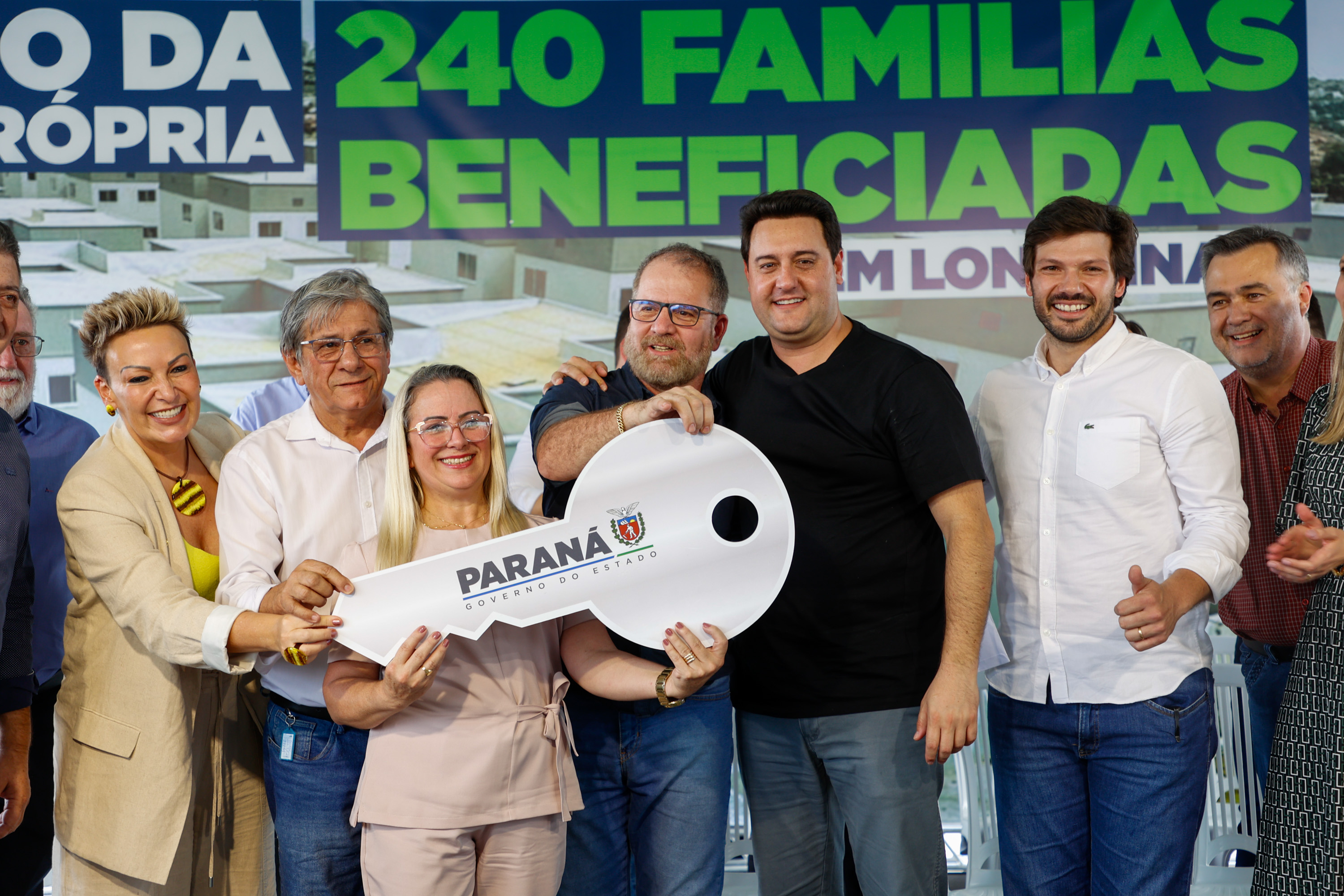 Aporte de R$ 2,5 milhões do Estado ajuda 166 famílias de Londrina a comprarem apartamento