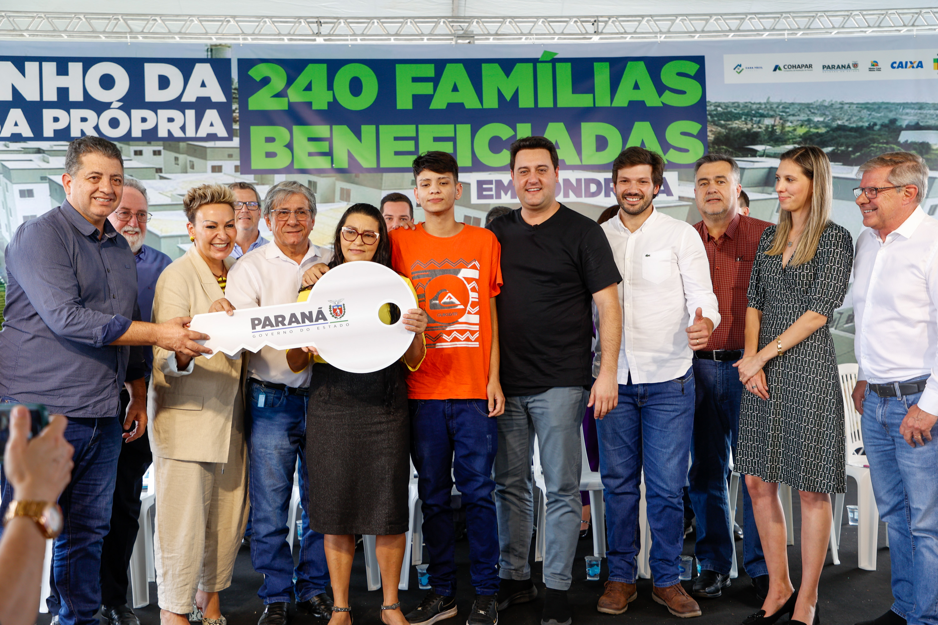 Aporte de R$ 2,5 milhões do Estado ajuda 166 famílias de Londrina a comprarem apartamento