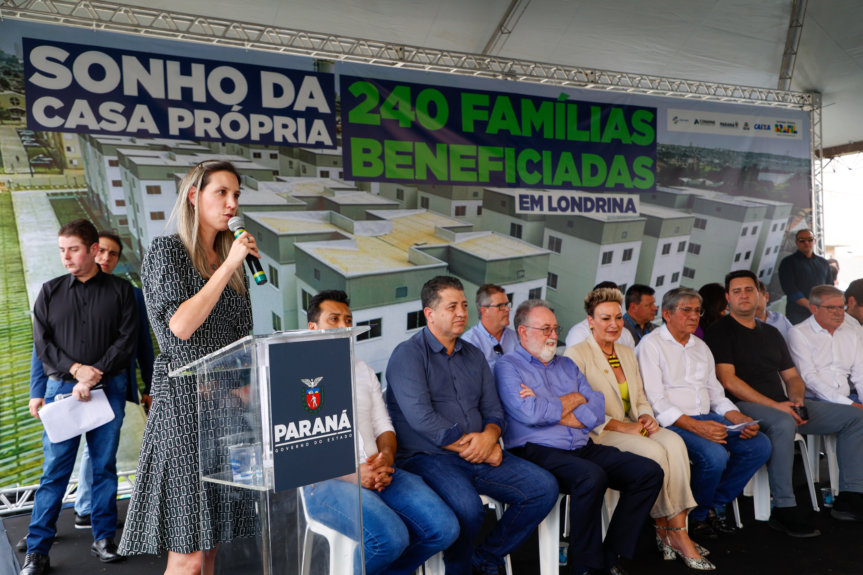 Aporte de R$ 2,5 milhões do Estado ajuda 166 famílias de Londrina a comprarem apartamento