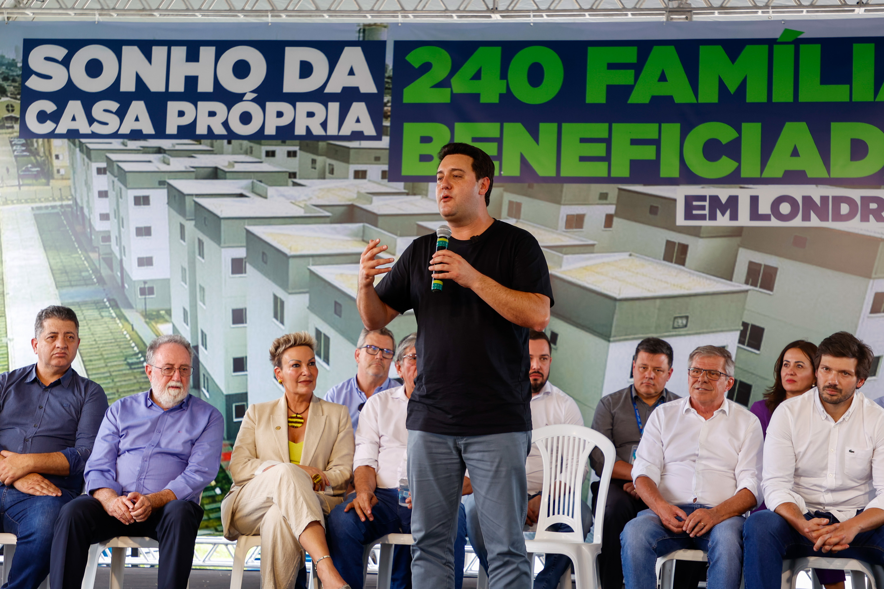 Aporte de R$ 2,5 milhões do Estado ajuda 166 famílias de Londrina a comprarem apartamento