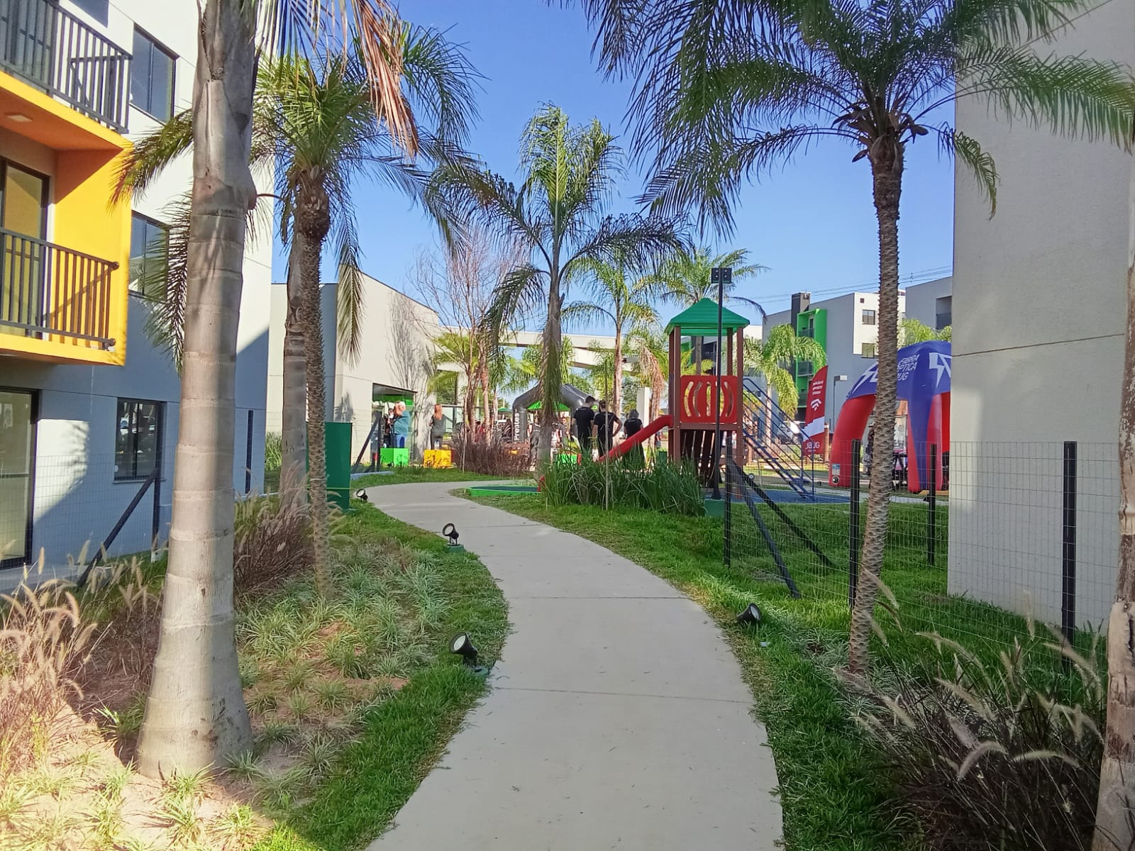 Com ajuda do Estado, entrega de apartamentos beneficia 368 famílias de Ponta Grossa