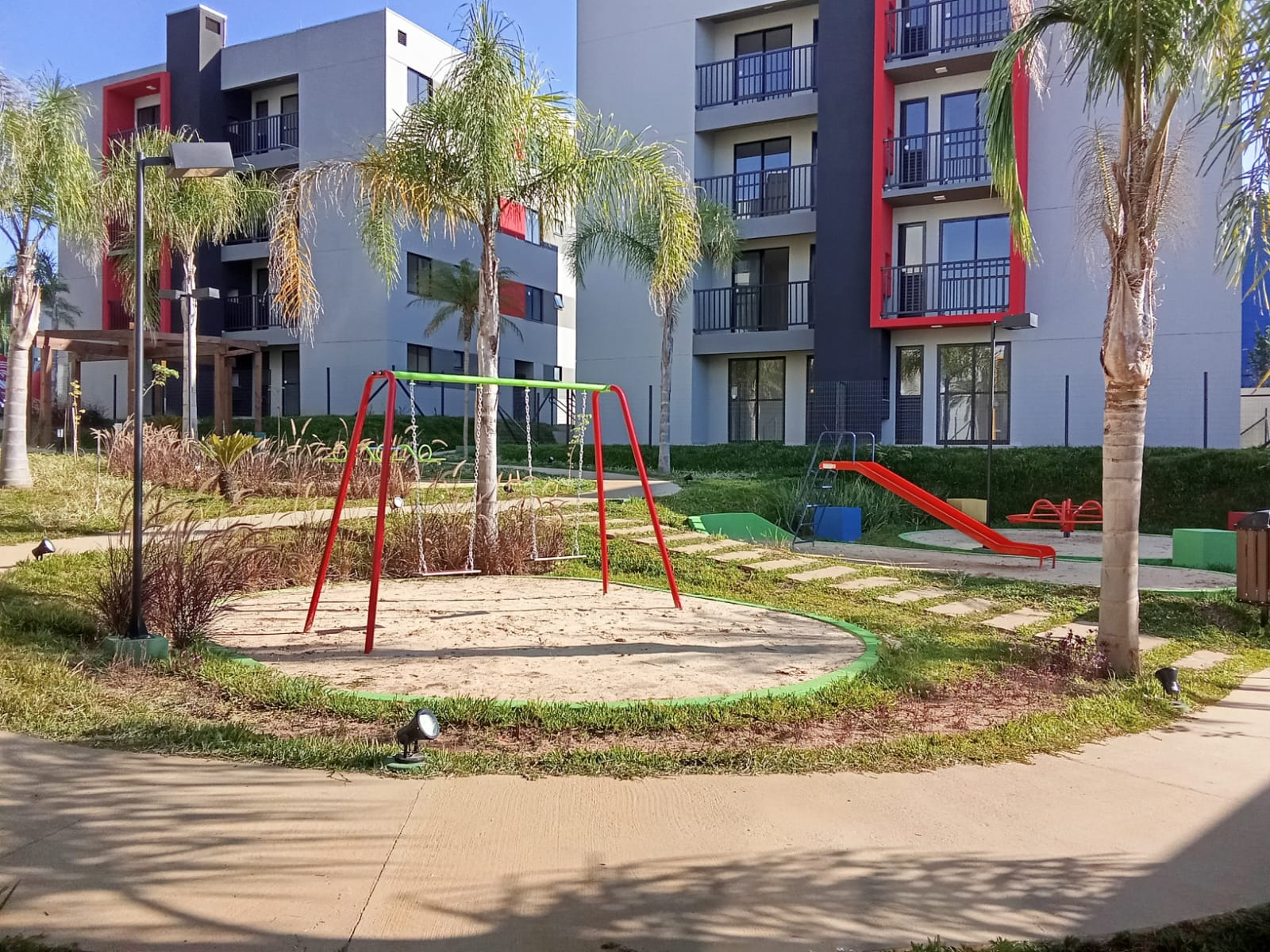 Com ajuda do Estado, entrega de apartamentos beneficia 368 famílias de Ponta Grossa