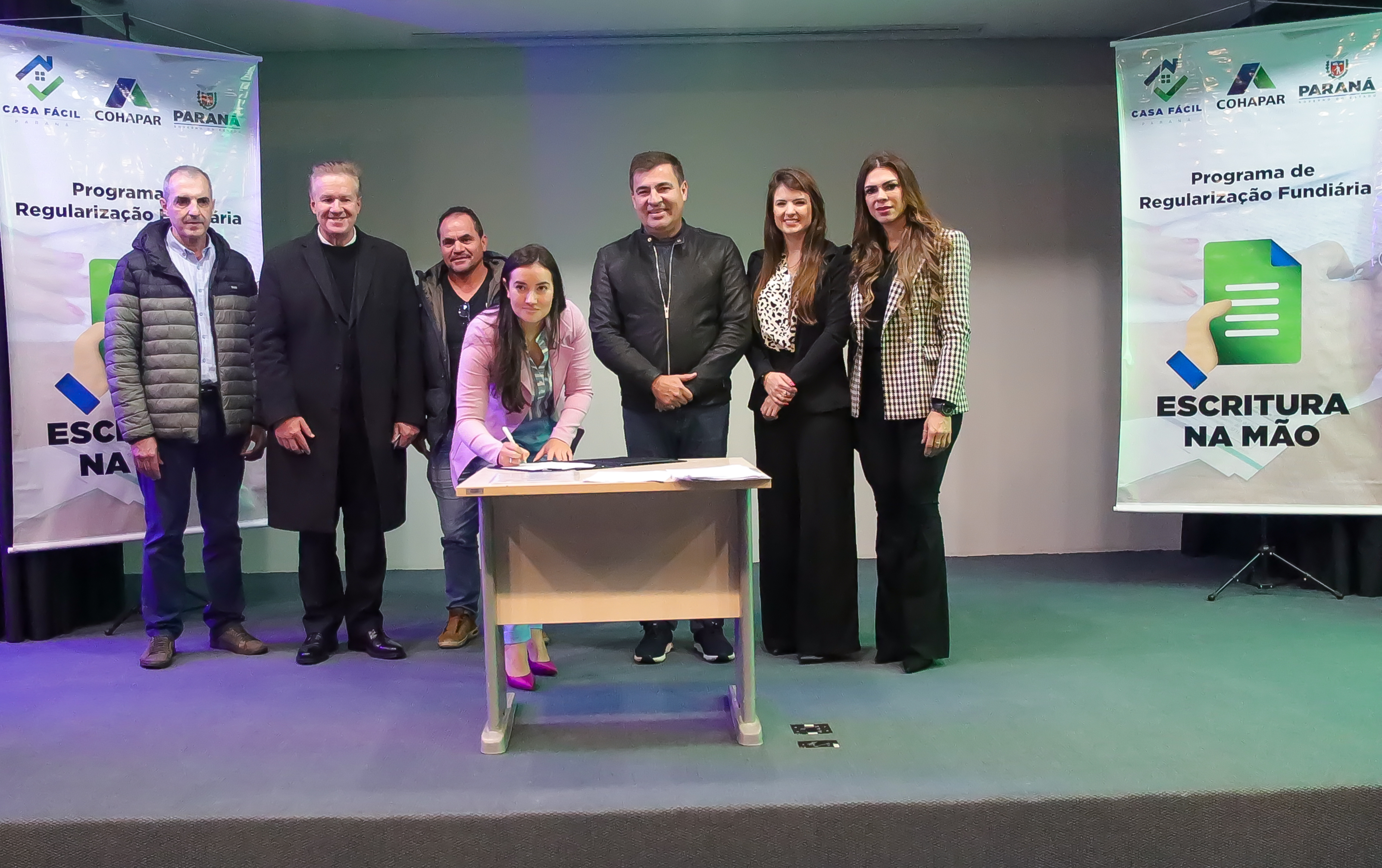 Estado apresenta programa Escritura na Mão para associações de municípios do Litoral e RMC