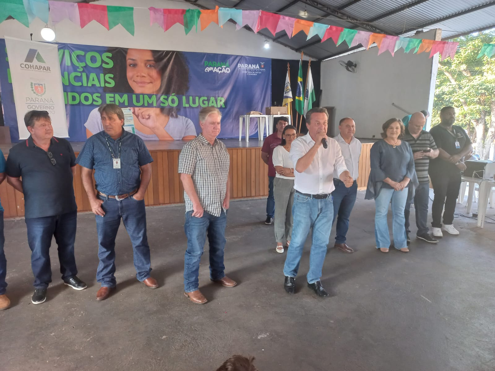 Cohapar entrega 257 títulos de regularização fundiária em Douradina, Ribeirão do Pinhal e Turvo