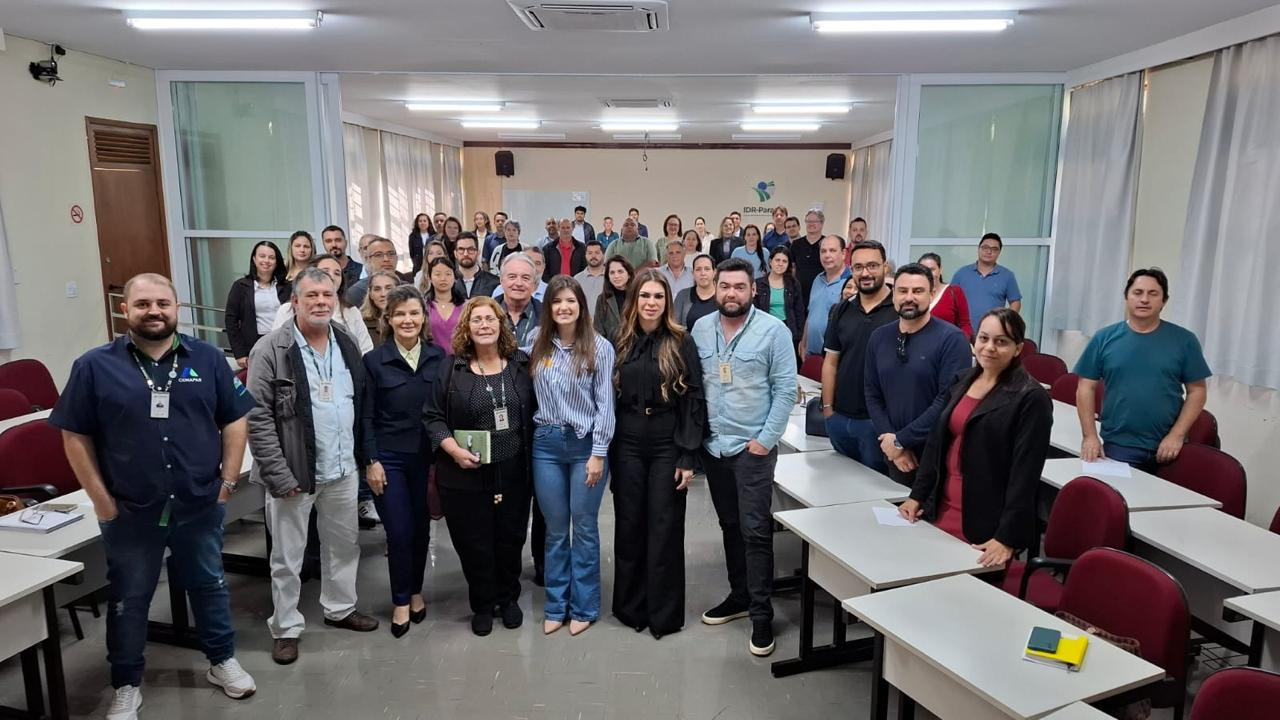 Cohapar conclui capacitação de técnicos municipais para o Programa Casa Fácil - Escritura na Mão