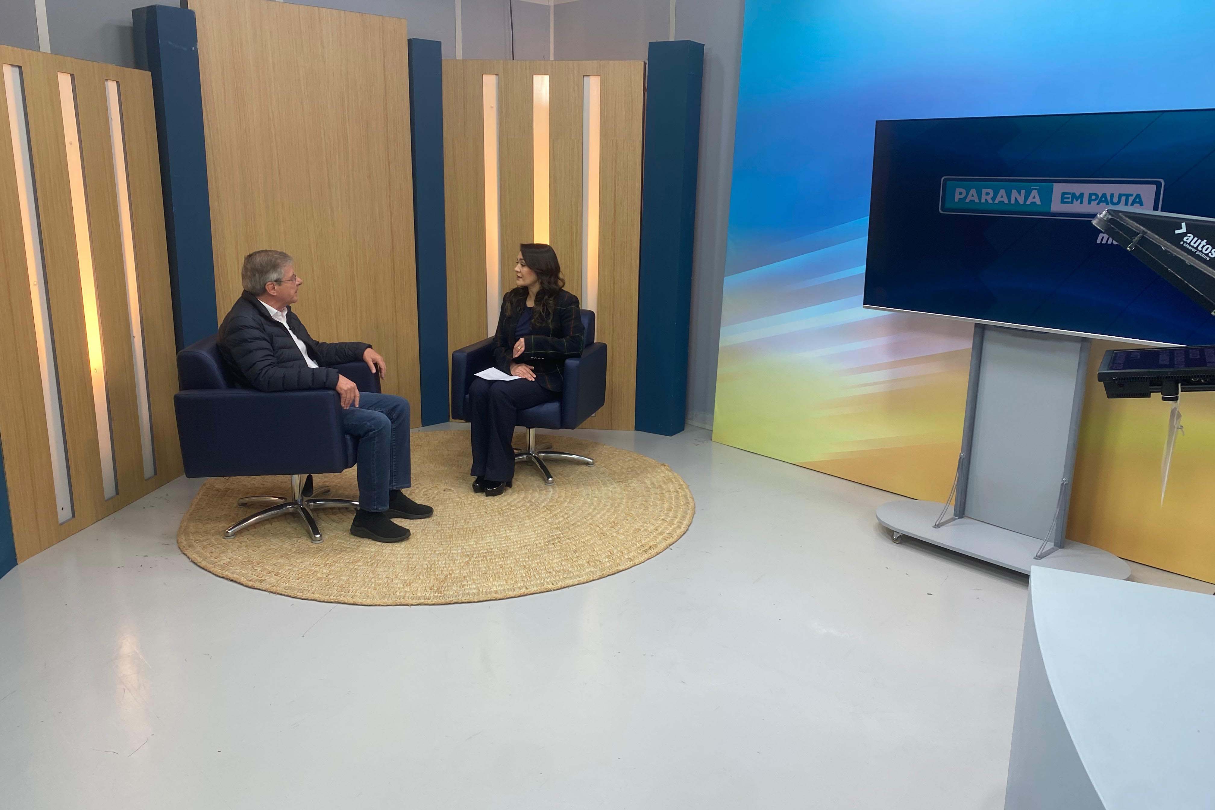 Presidente da Cohapar detalha avanços do Casa Fácil em entrevista à TV Paraná Turismo