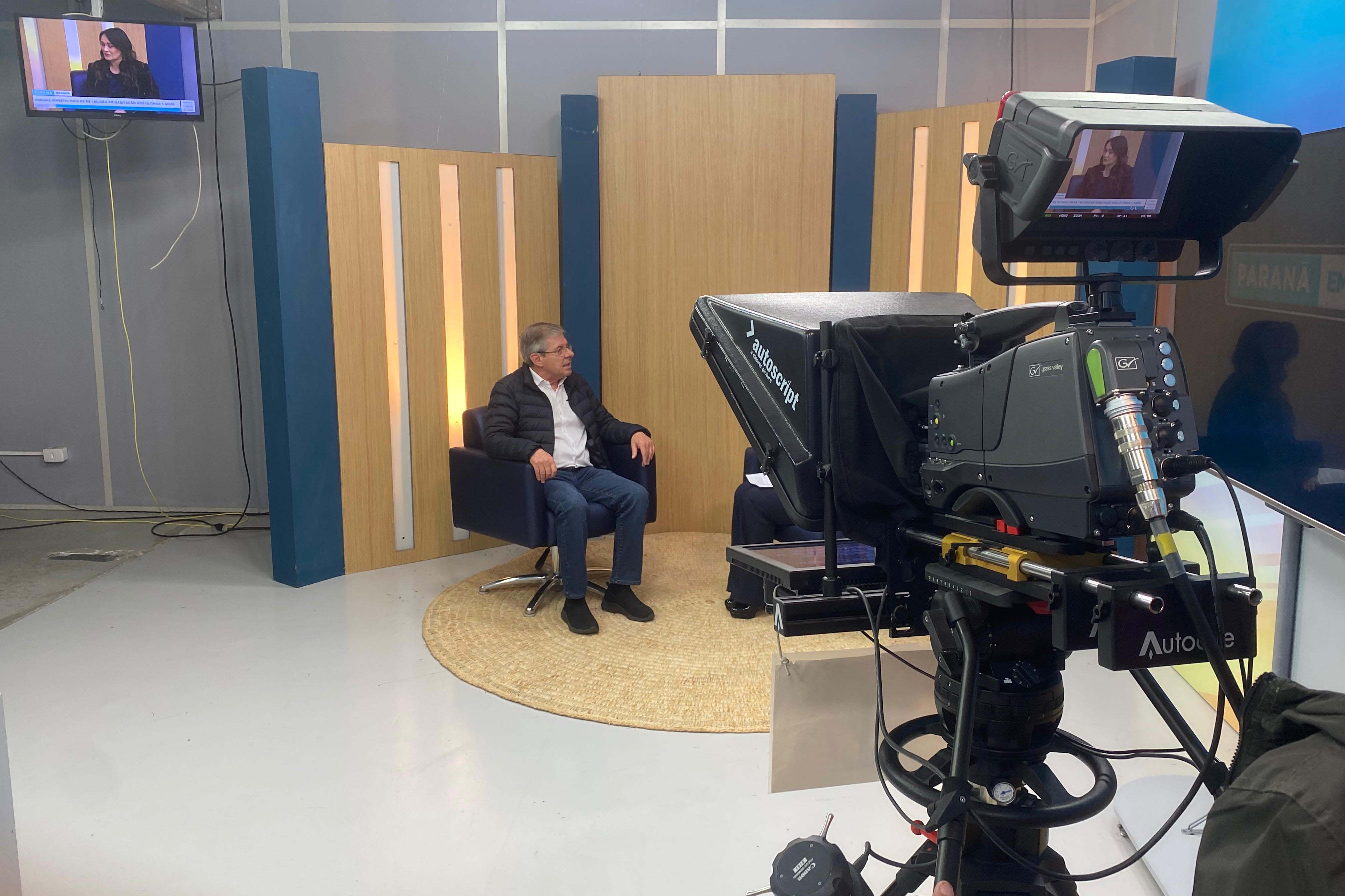 Presidente da Cohapar detalha avanços do Casa Fácil em entrevista à TV Paraná Turismo