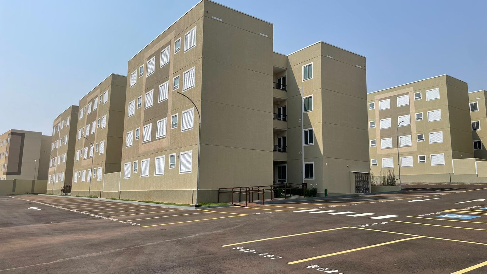 Cohapar entrega novo residencial com 144 apartamentos em Londrina