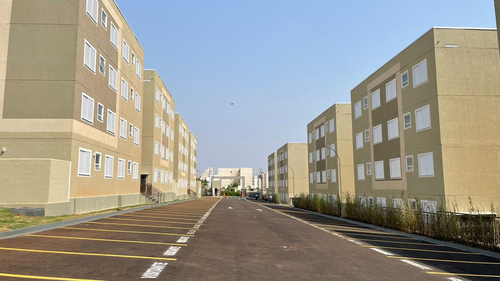 Cohapar entrega novo residencial com 144 apartamentos em Londrina