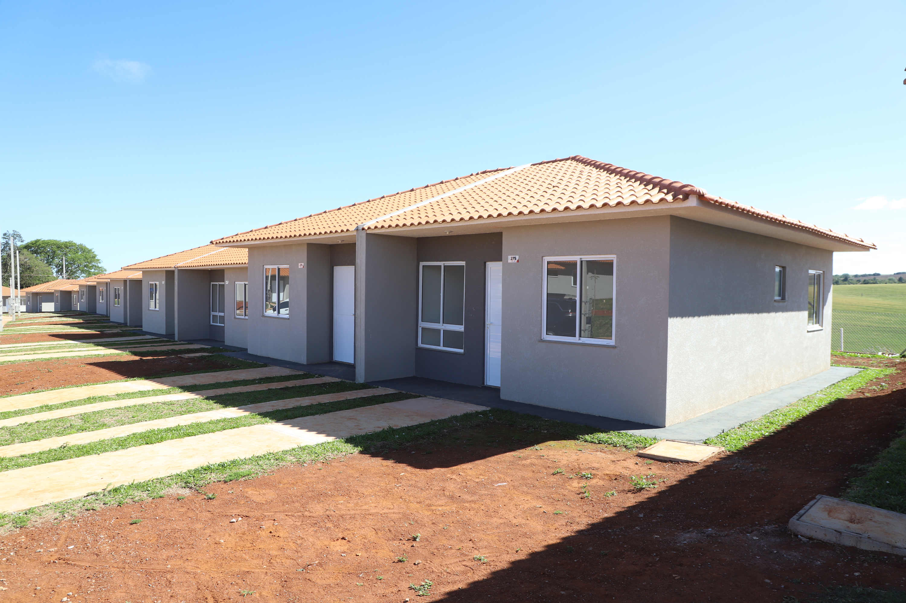 Casa Fácil Paraná: Darci Piana entrega casas para 292 famílias de Ponta Grossa