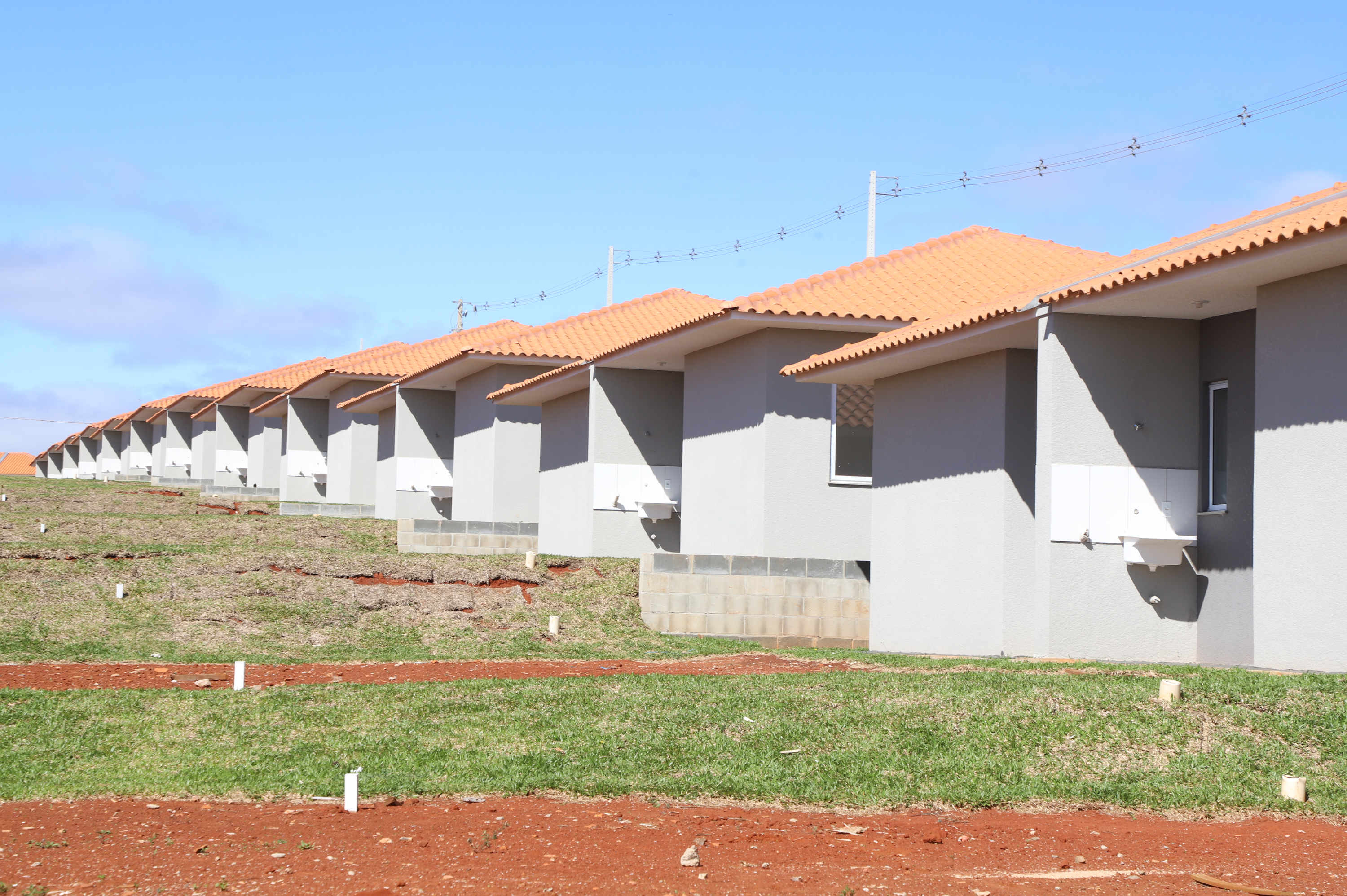 Casa Fácil Paraná: Darci Piana entrega casas para 292 famílias de Ponta Grossa