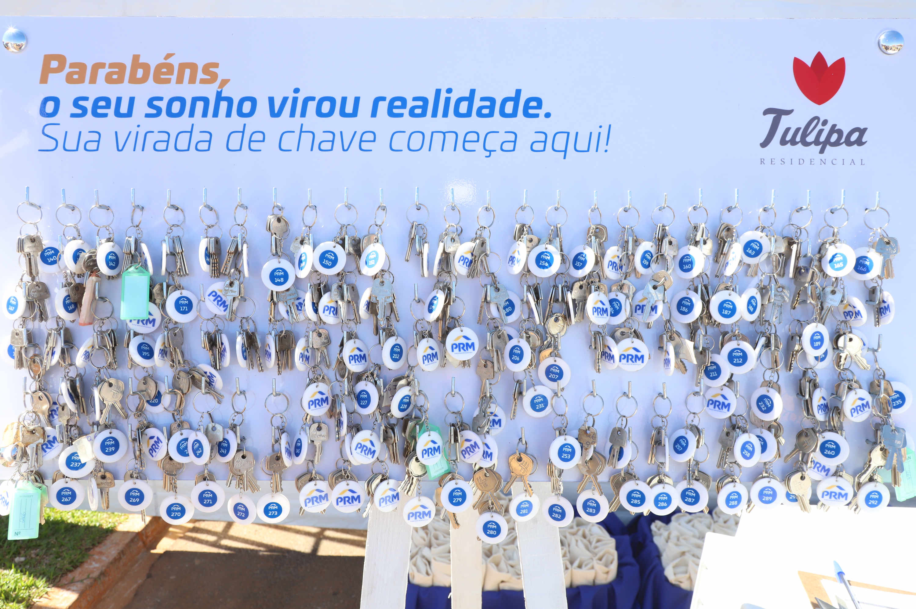 Casa Fácil Paraná: Darci Piana entrega casas para 292 famílias de Ponta Grossa