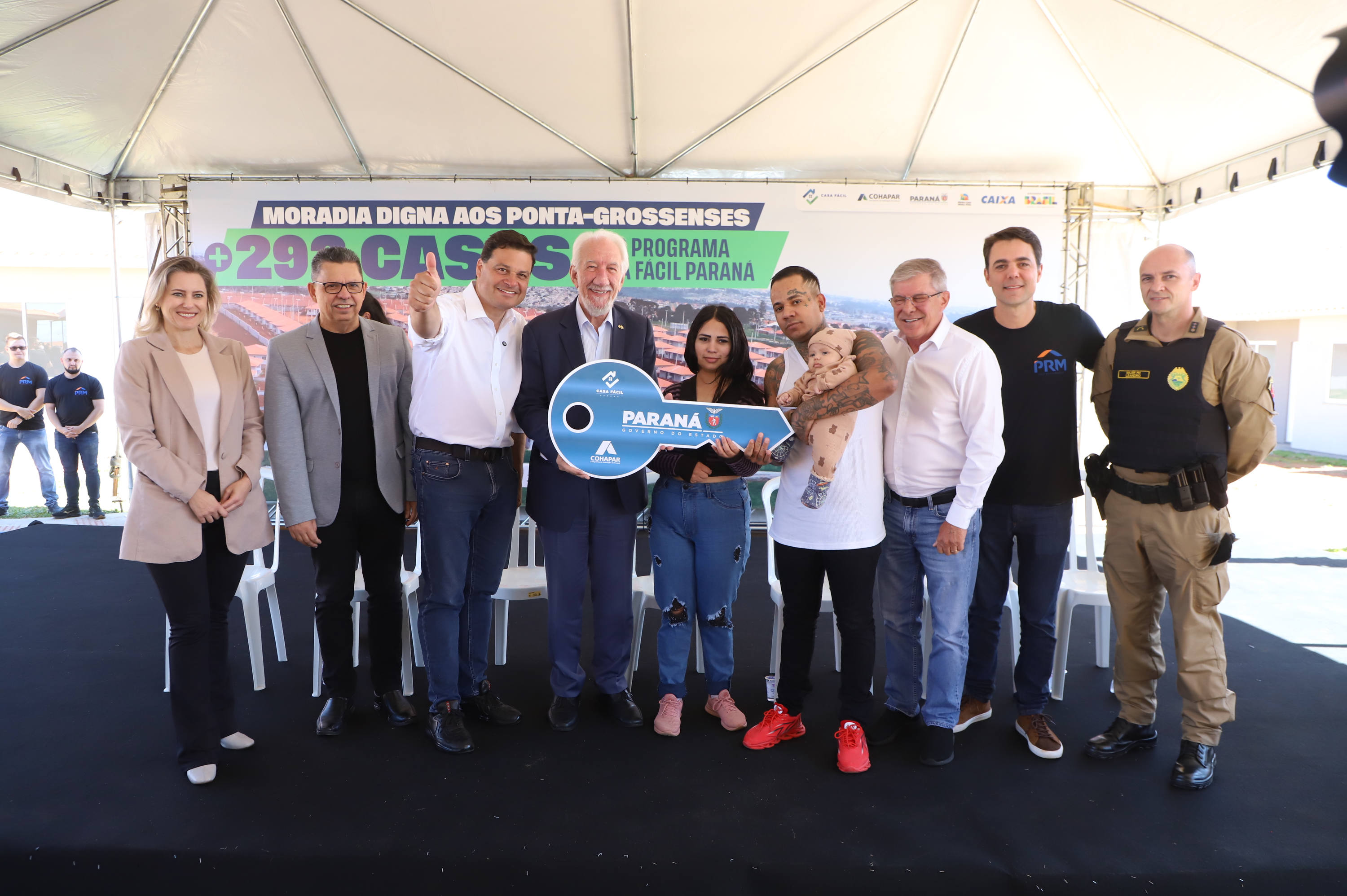 Casa Fácil Paraná: Darci Piana entrega casas para 292 famílias de Ponta Grossa