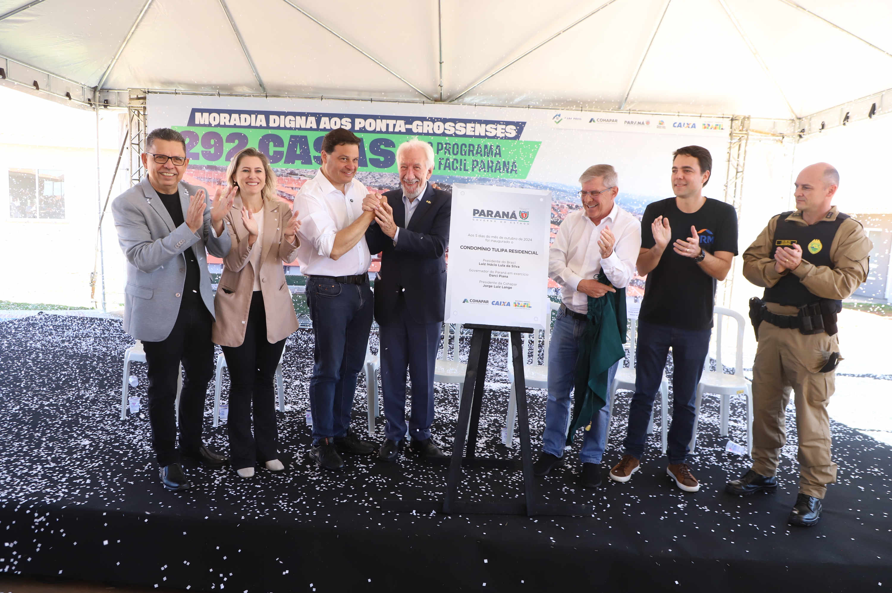 Casa Fácil Paraná: Darci Piana entrega casas para 292 famílias de Ponta Grossa