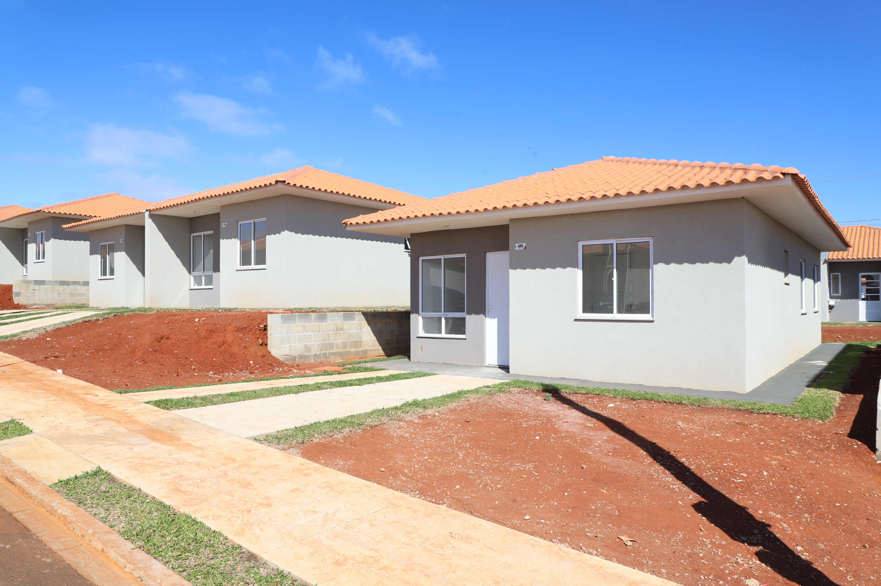 Casa Fácil Paraná: Darci Piana entrega casas para 292 famílias de Ponta Grossa