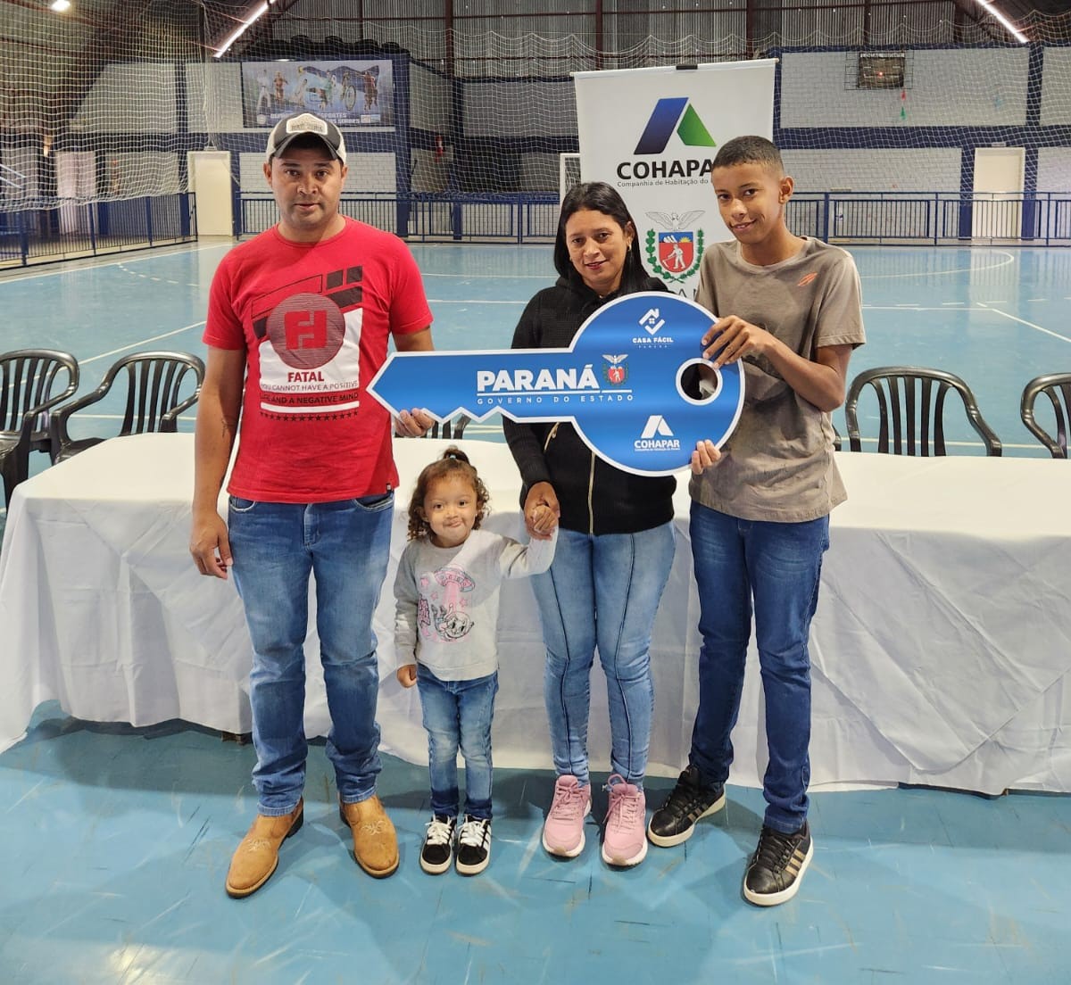 Em Coronel Domingos Soares, 29 famílias recebem moradias financiadas pela Cohapar