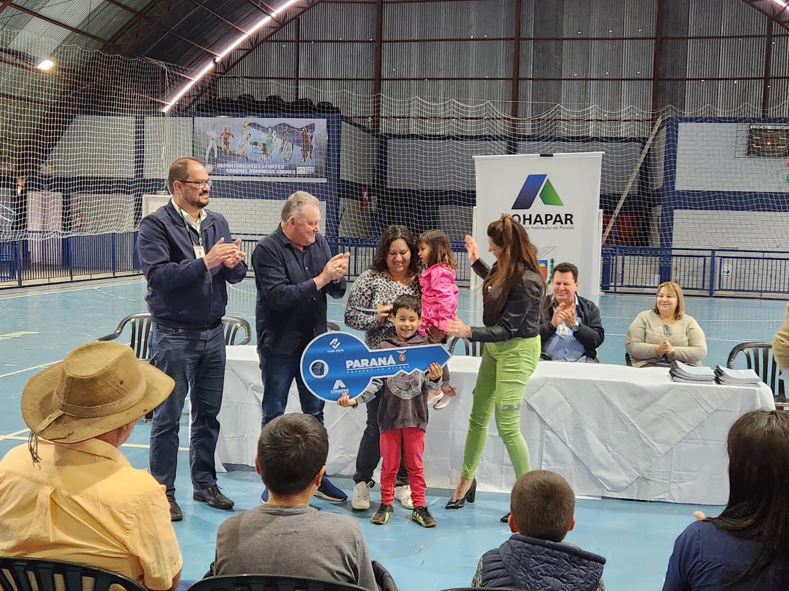 Em Coronel Domingos Soares, 29 famílias recebem moradias financiadas pela Cohapar