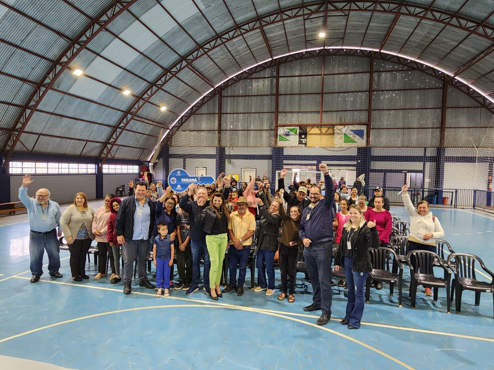 Em Coronel Domingos Soares, 29 famílias recebem moradias financiadas pela Cohapar