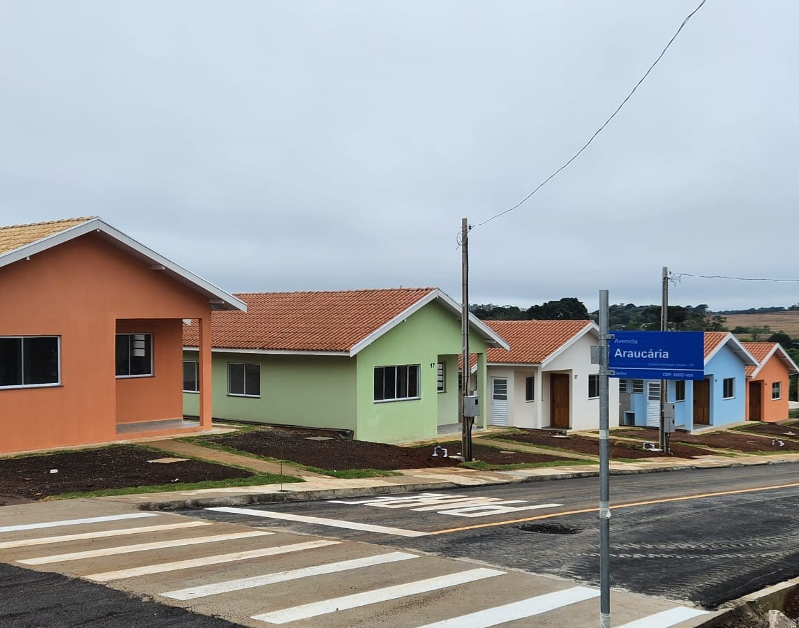 Em Coronel Domingos Soares, 29 famílias recebem moradias financiadas pela Cohapar