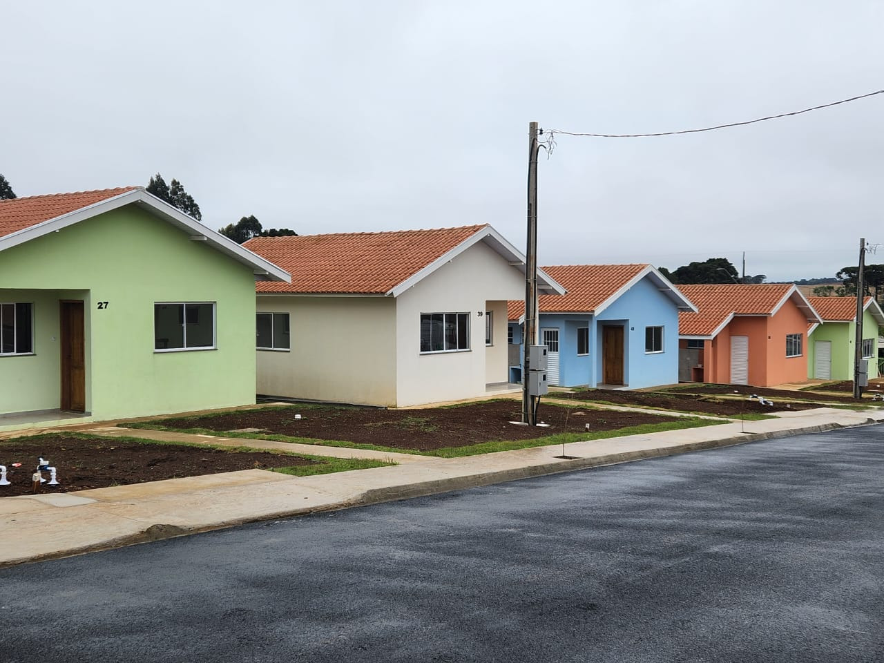 Em Coronel Domingos Soares, 29 famílias recebem moradias financiadas pela Cohapar