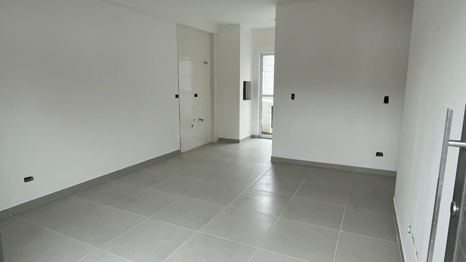 Cohapar entrega residencial com 184 casas e apartamentos em Curitiba