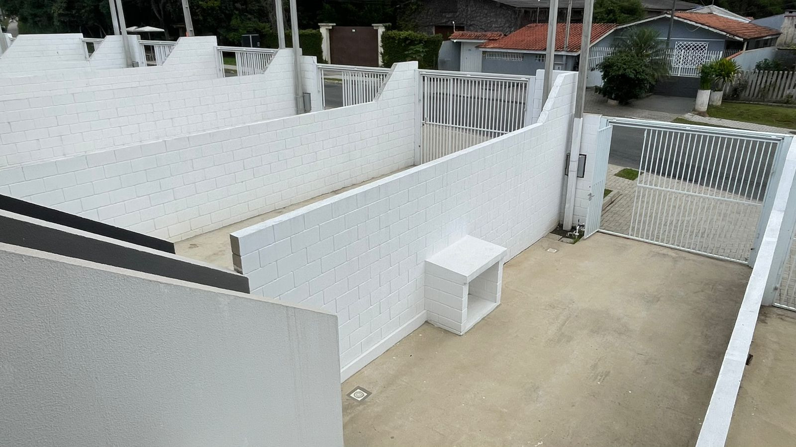 Cohapar entrega residencial com 184 casas e apartamentos em Curitiba