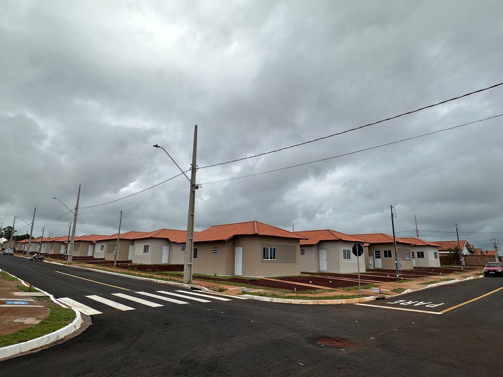 Com recursos do Estado, 71 famílias conquistam casas próprias em Jardim Alegre